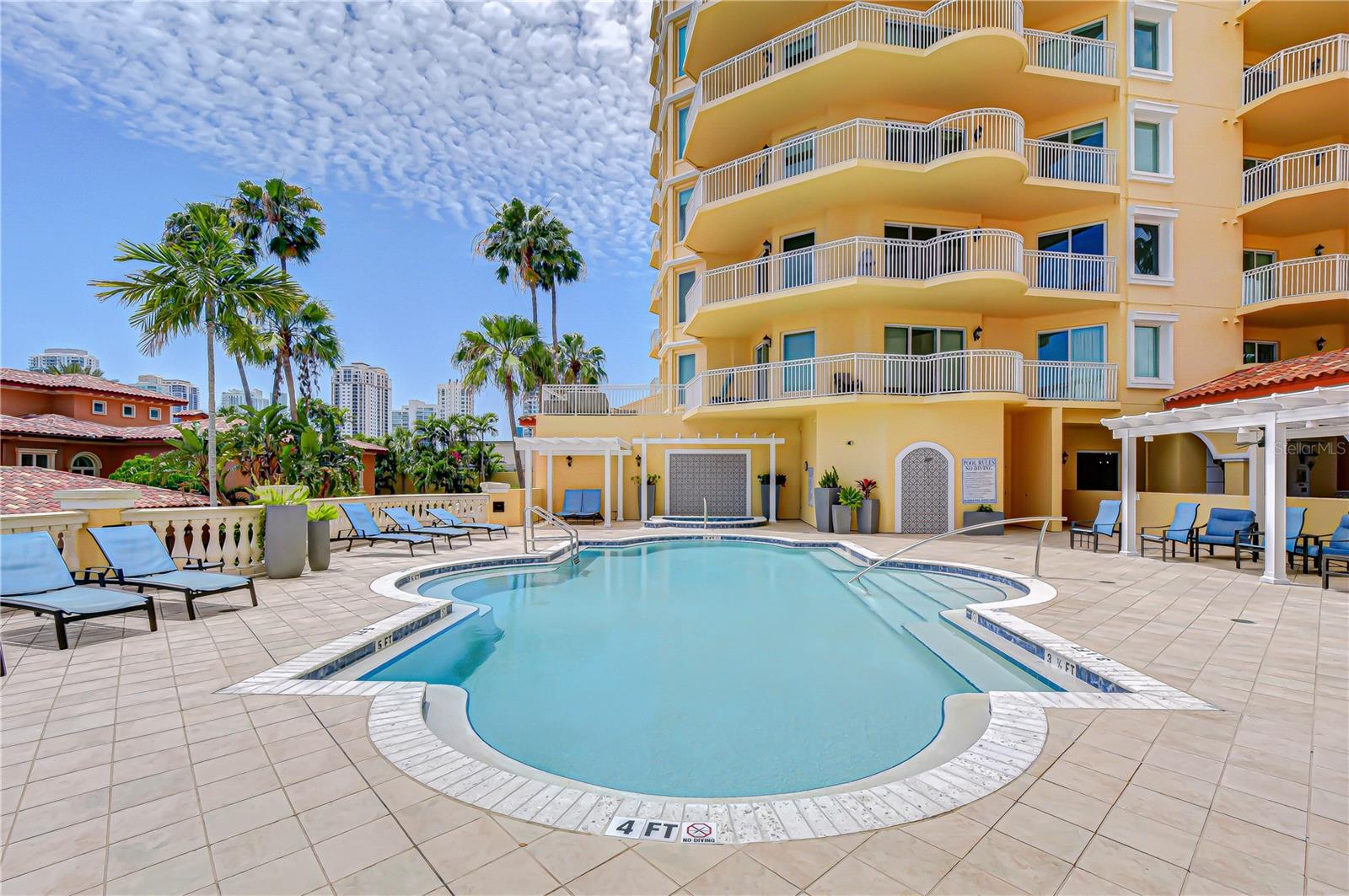 VINOY PLACE CONDO - Residential