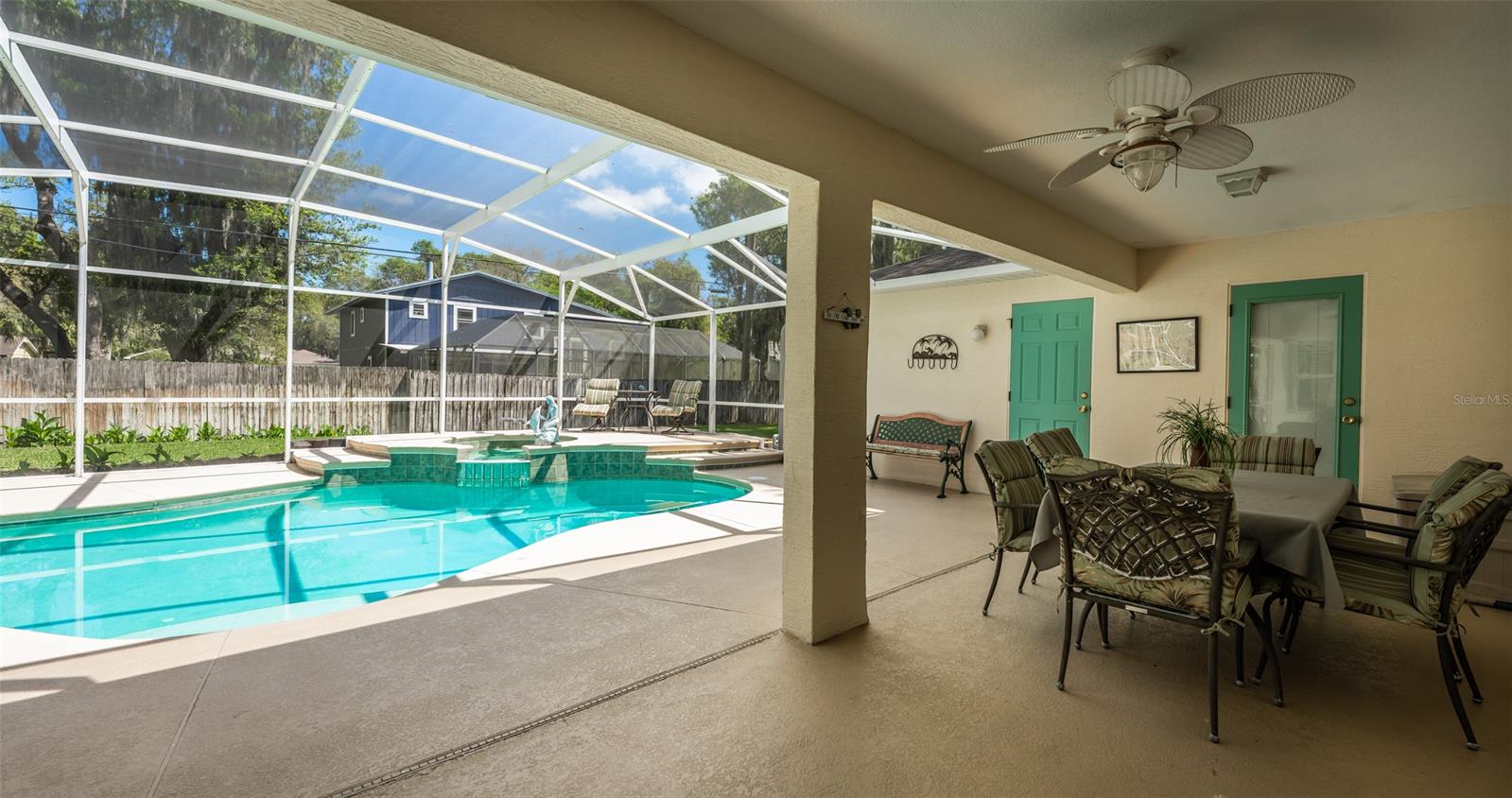 Florida Shores 01 - Residential