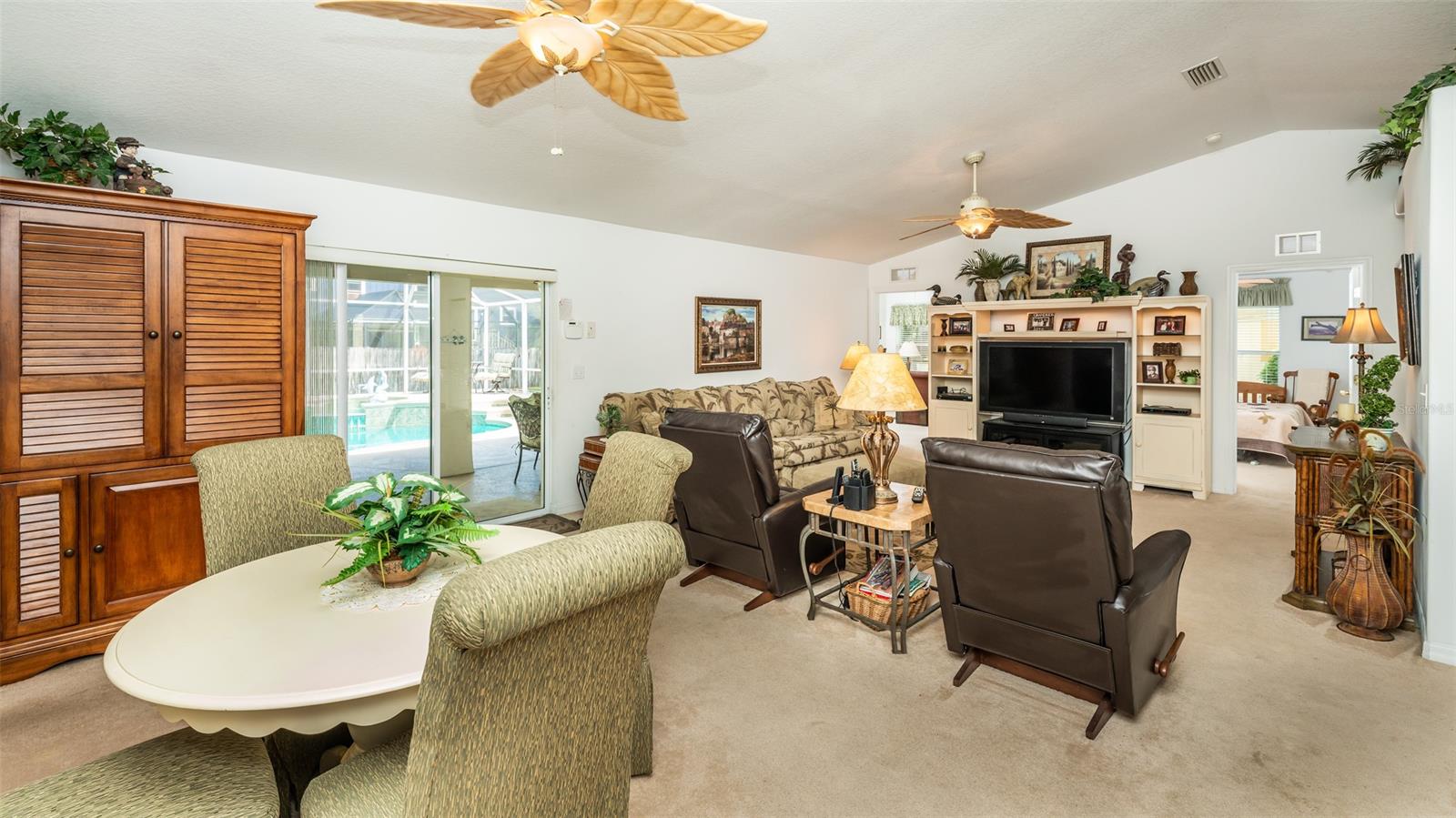 Florida Shores 01 - Residential