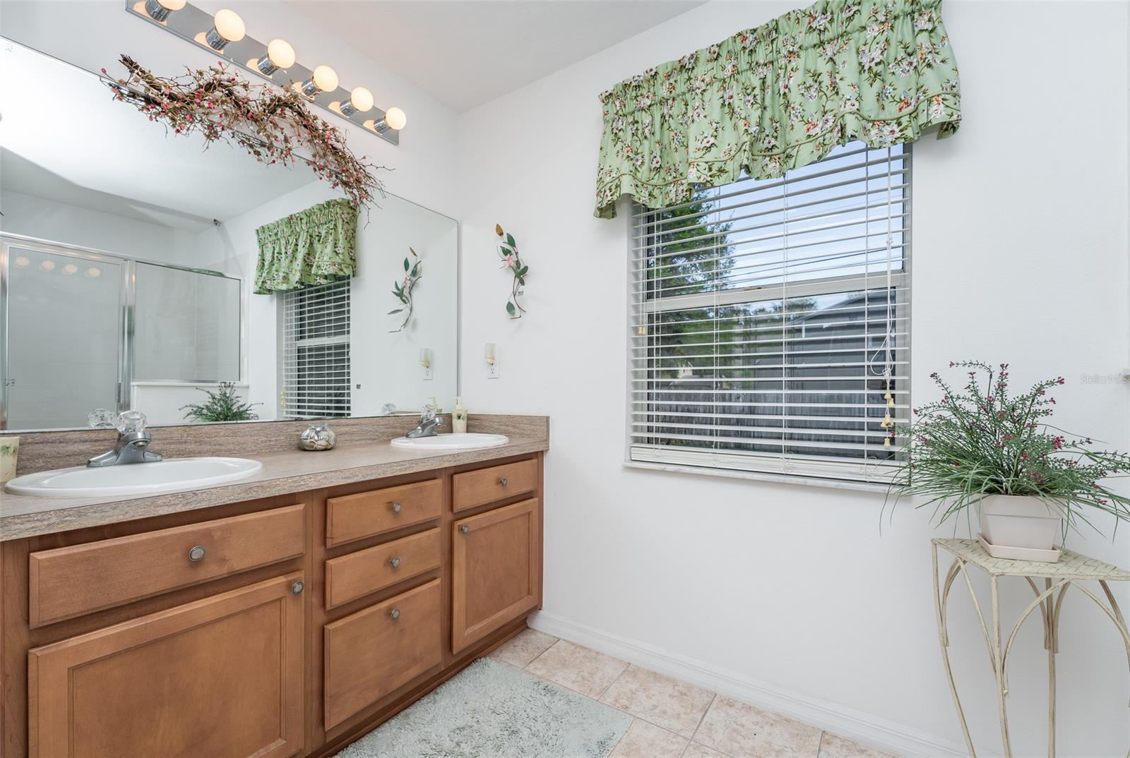 Florida Shores 01 - Residential