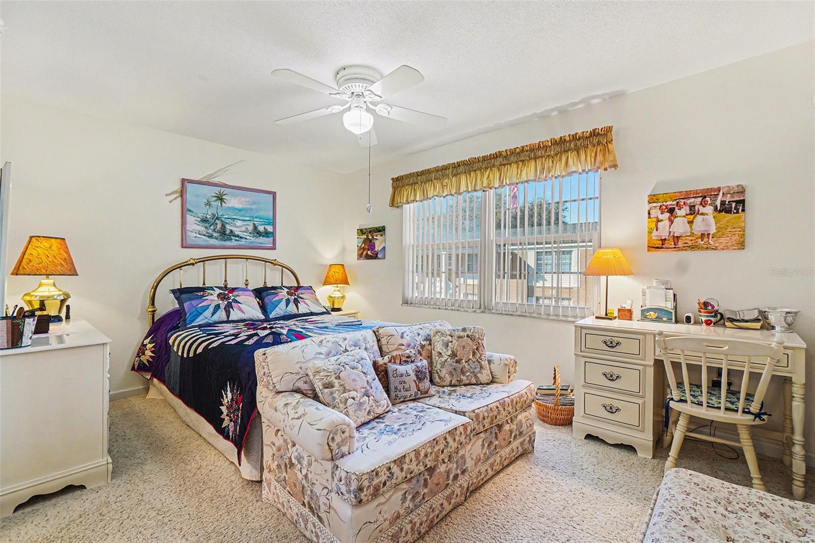 MARIA MANOR - Residential