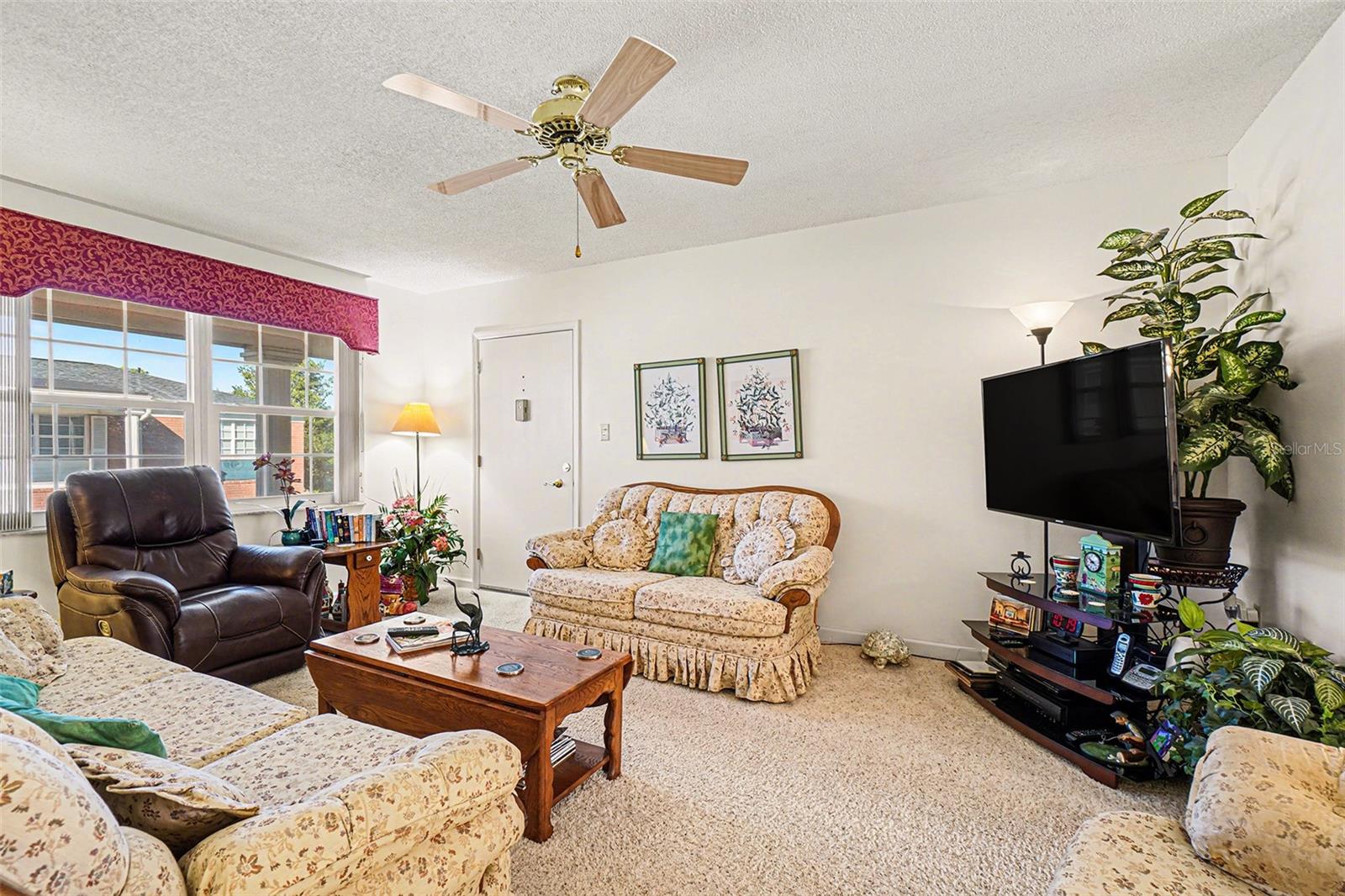 MARIA MANOR - Residential