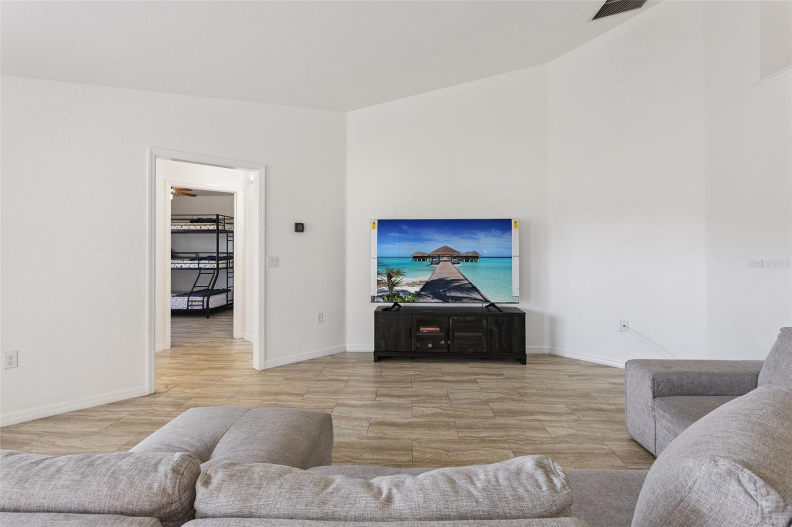 MARION OAKS UN #12 - Residential