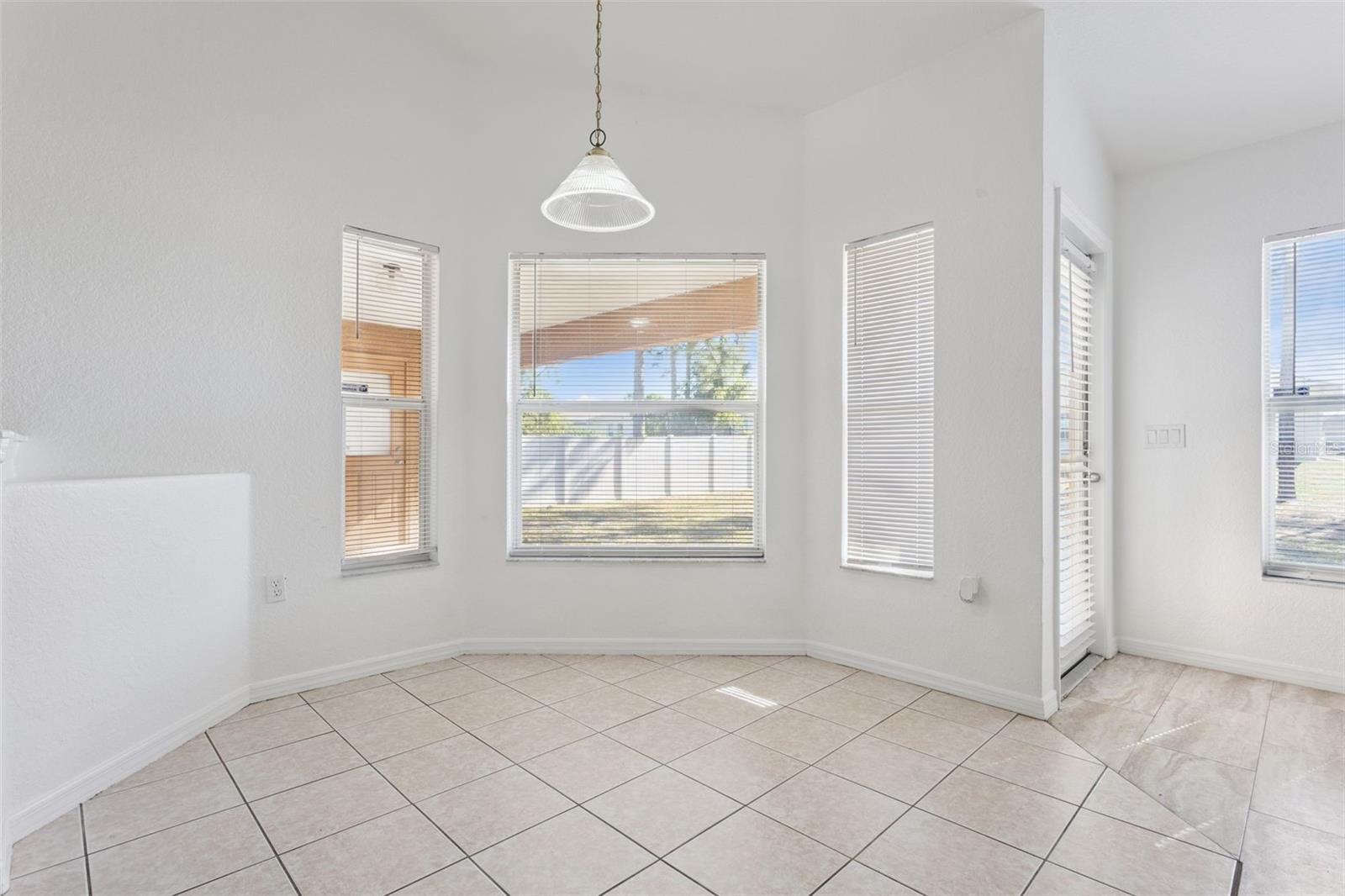 MARION OAKS UN #12 - Residential