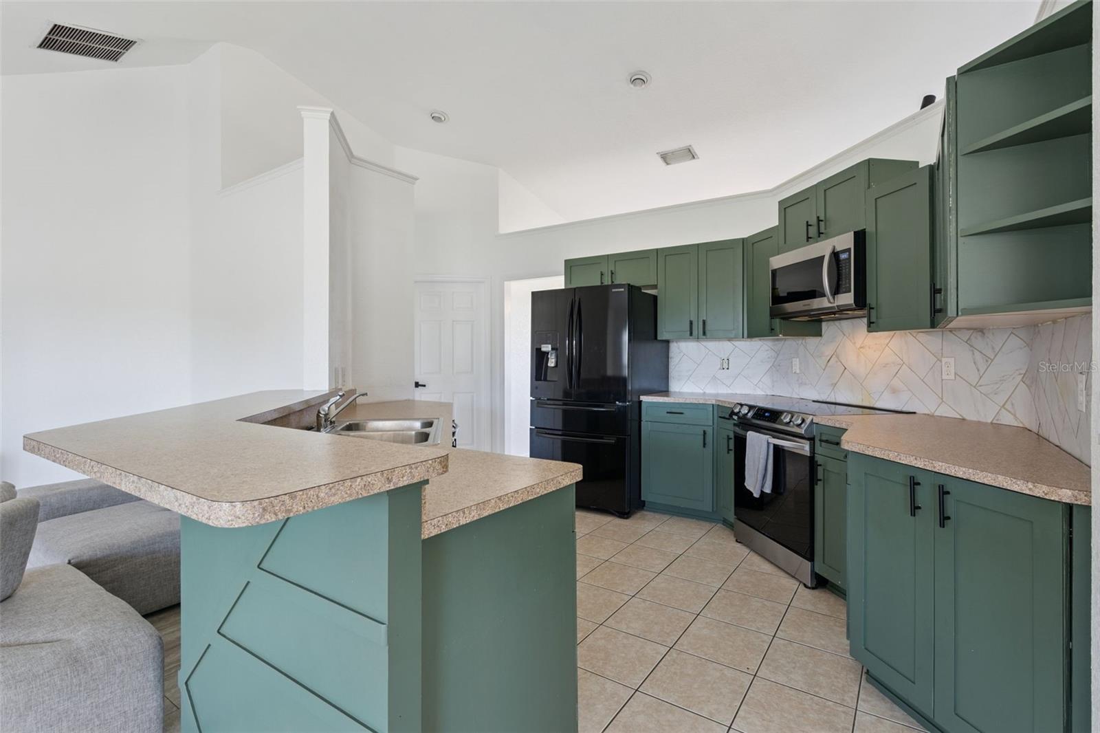 MARION OAKS UN #12 - Residential