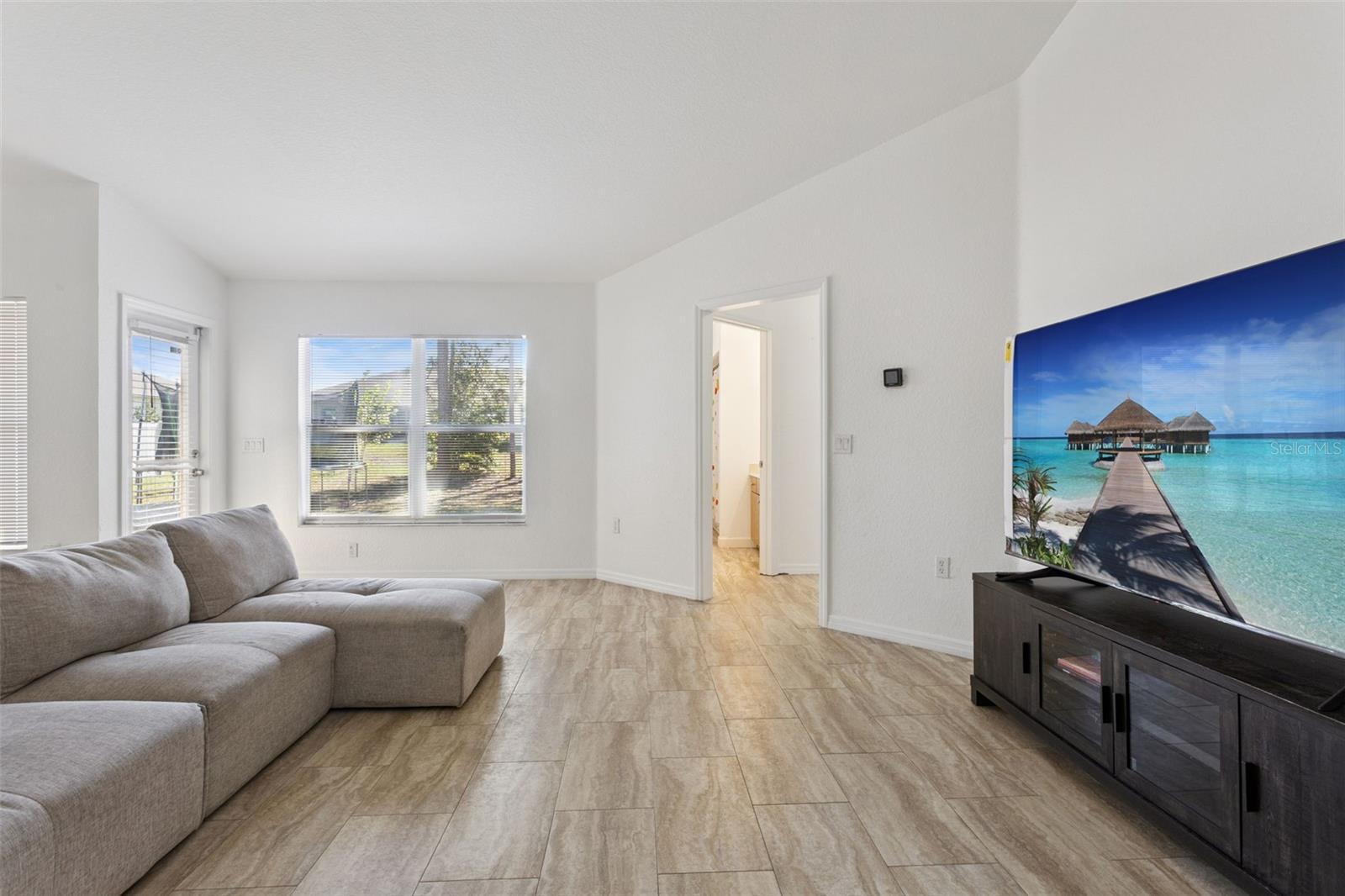 MARION OAKS UN #12 - Residential