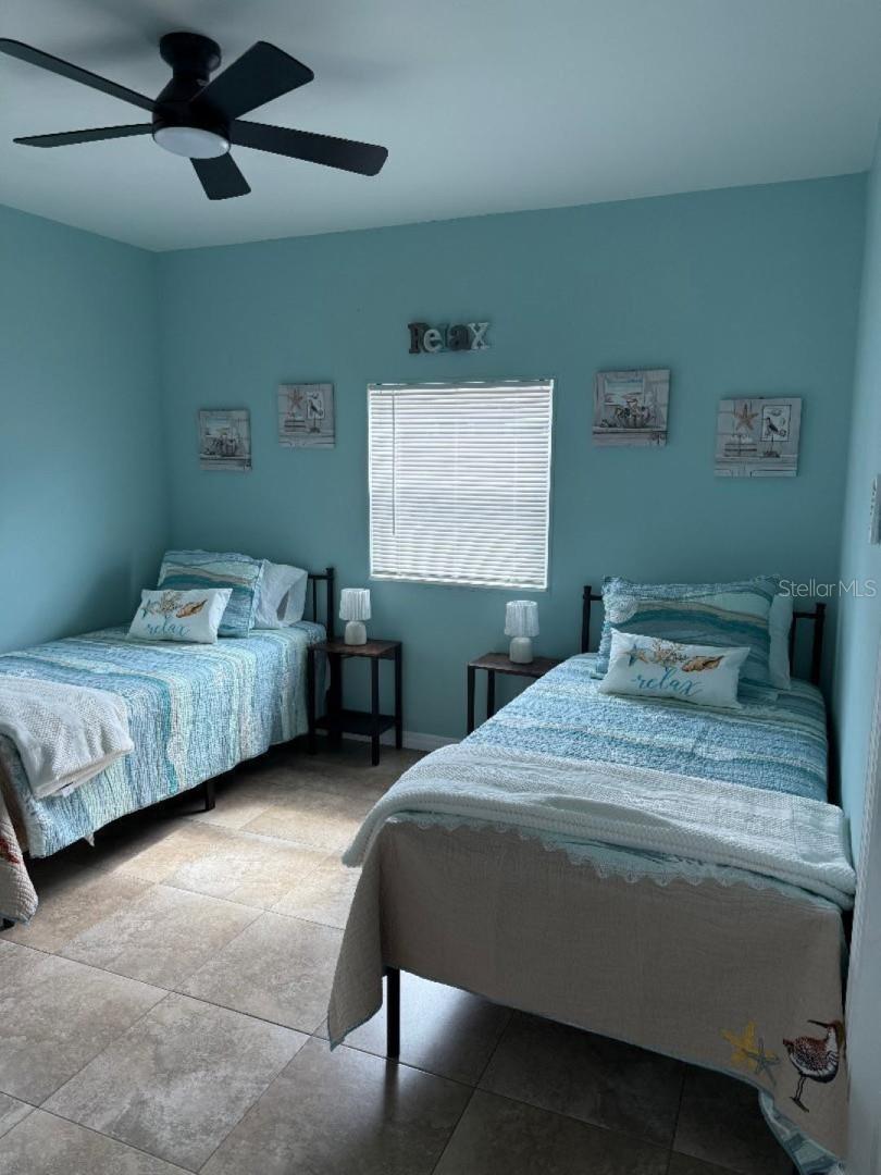 COUNTRY CLUB ESTATES - Residential