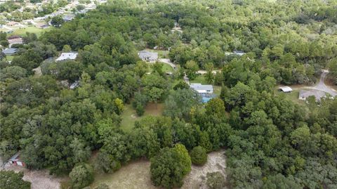 A home in HERNANDO