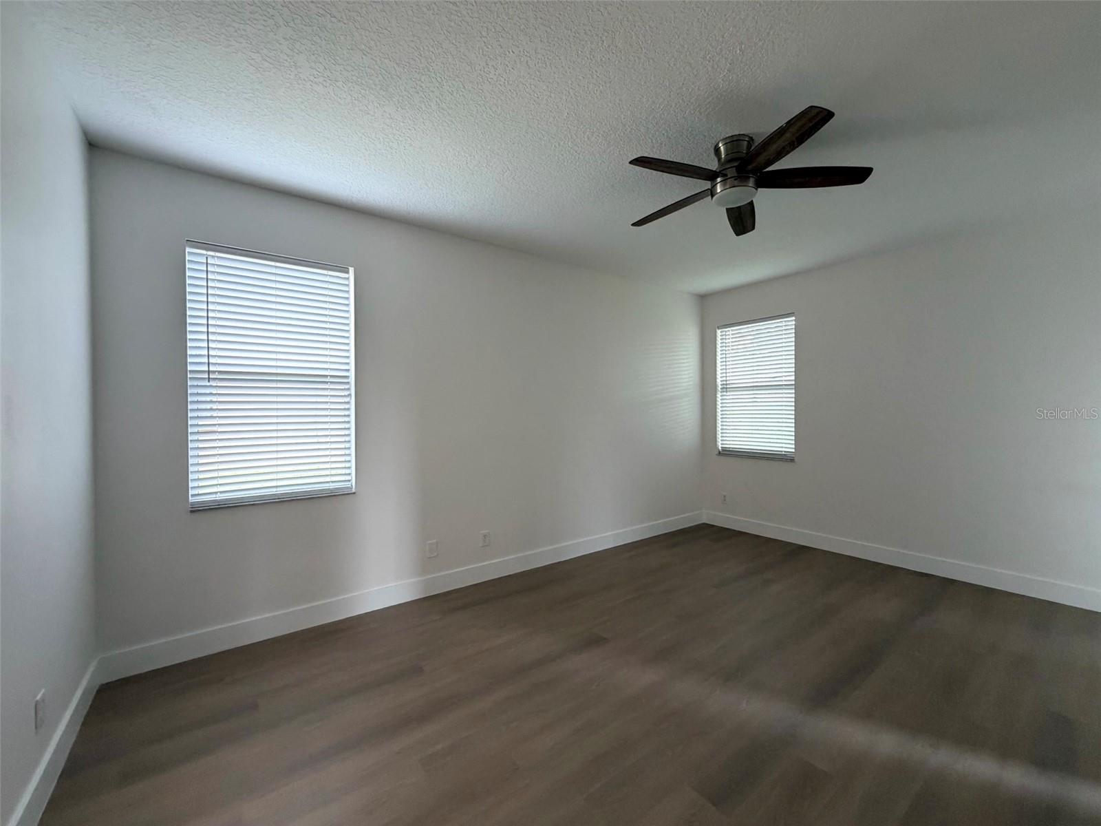 WEDGEWOOD COMMONS PH 02 - Residential Lease