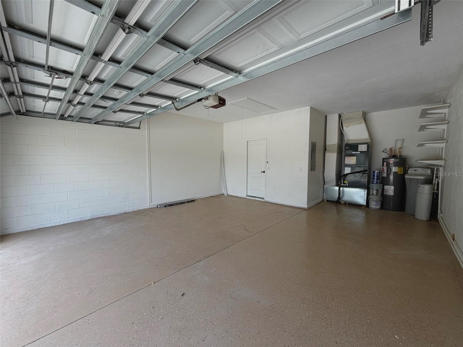 WEDGEWOOD COMMONS PH 02 - Residential Lease