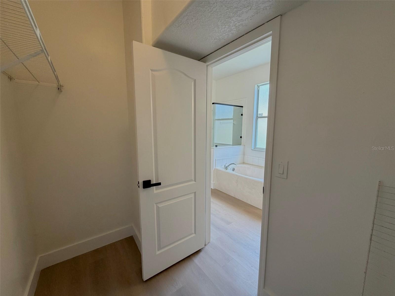 WEDGEWOOD COMMONS PH 02 - Residential Lease