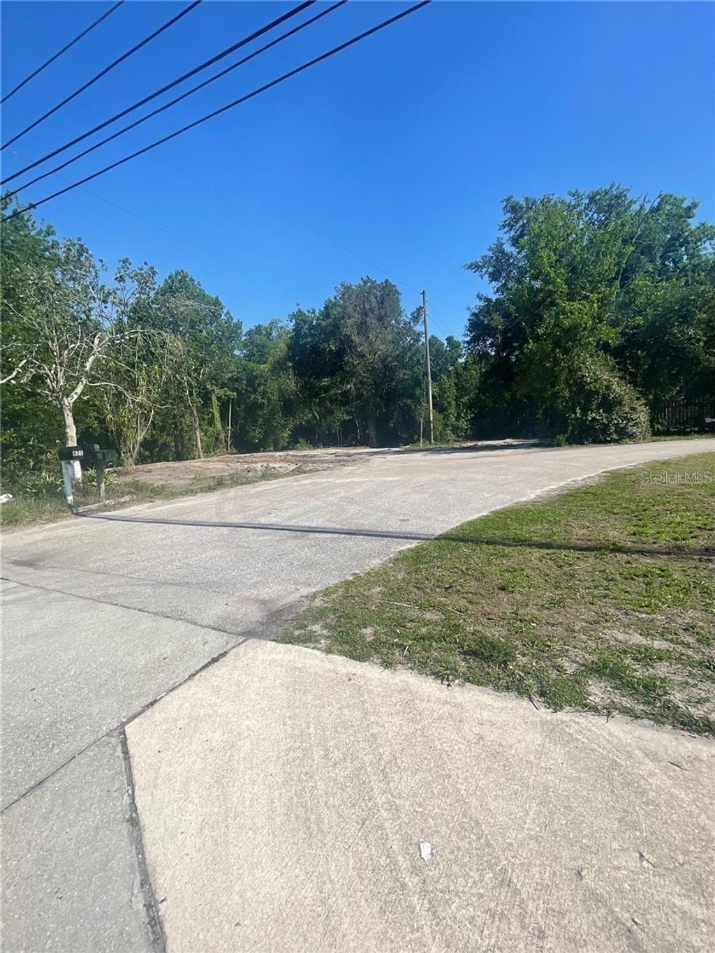 Photo of 835 E Sr 434, Winter Springs, FL 32708 (MLS # O6302900)