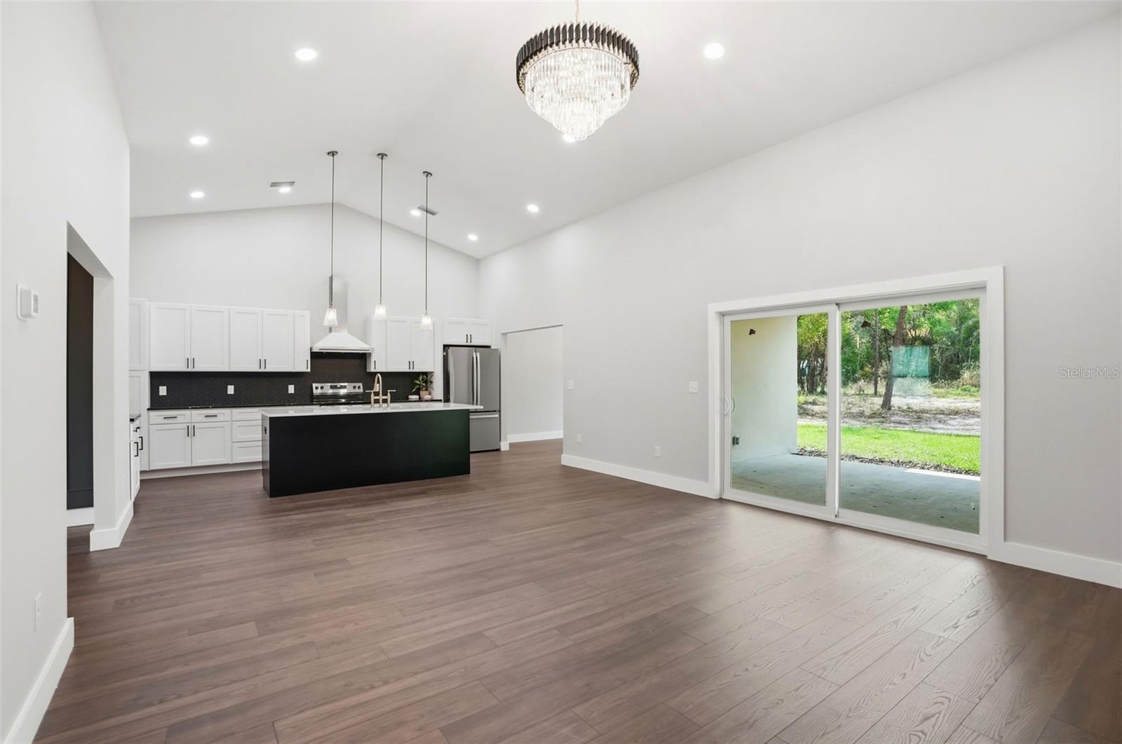 RIDGE MANOR ESTATE - Residential