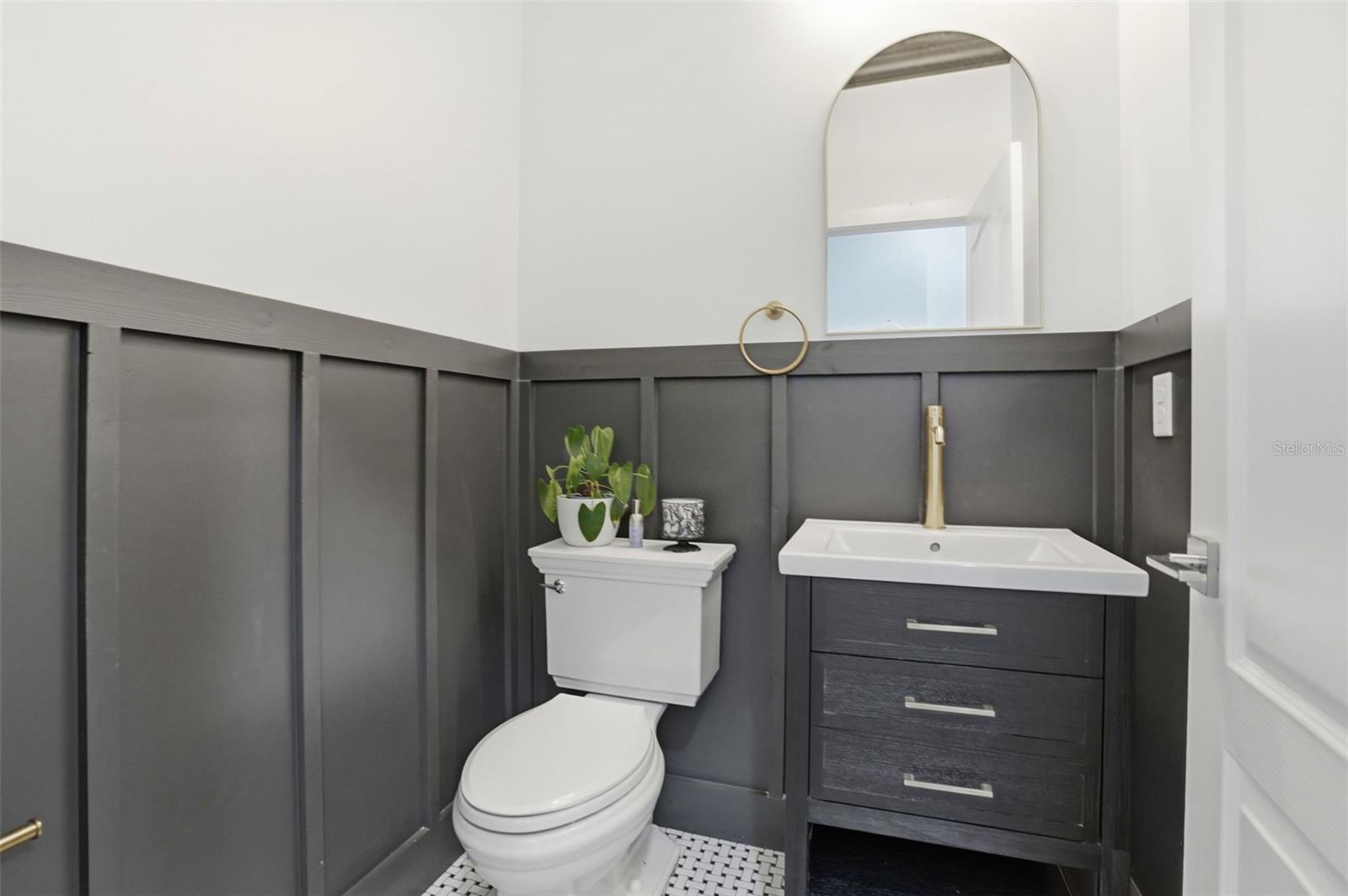 RIDGE MANOR ESTATE - Residential