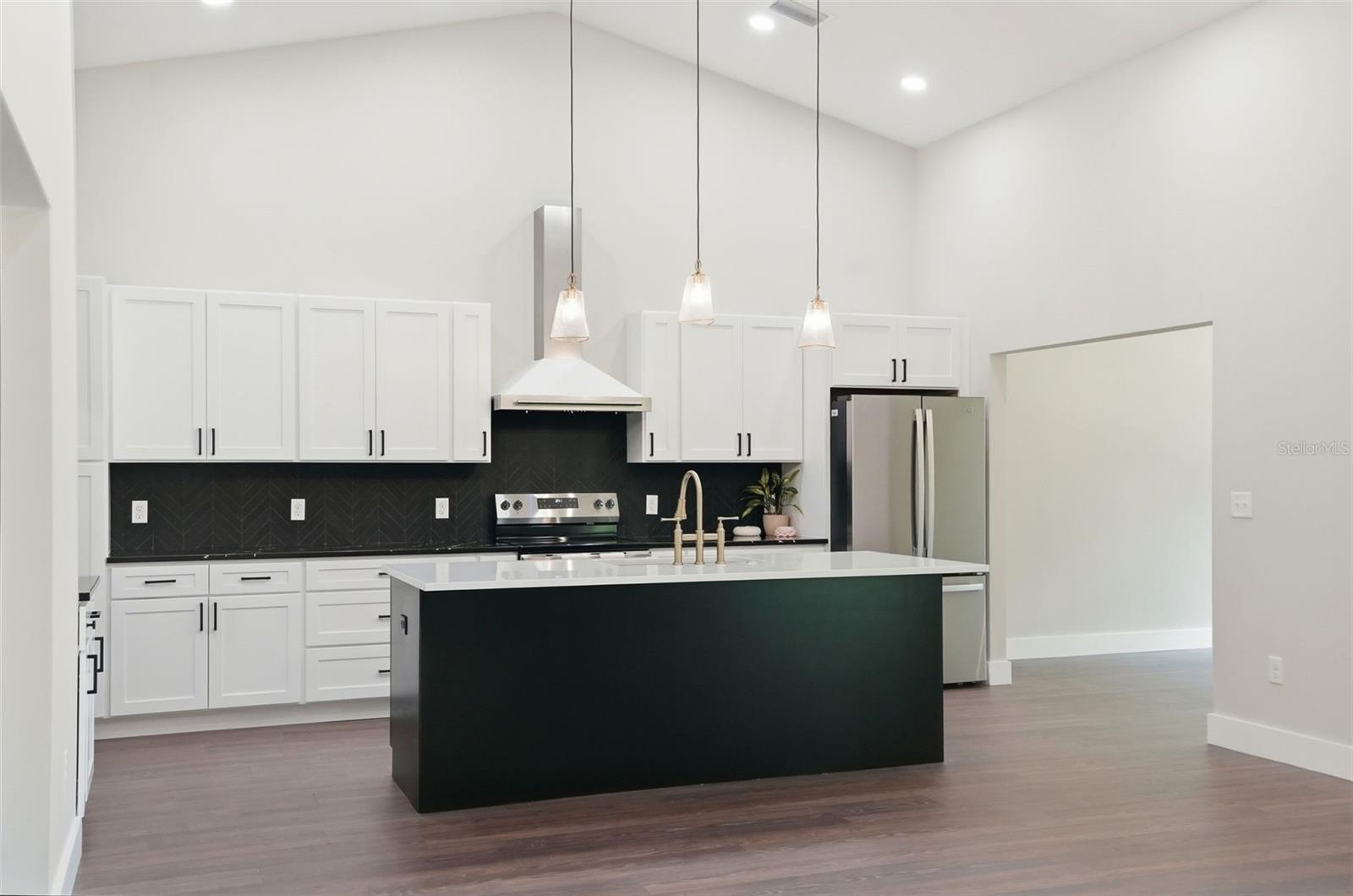 RIDGE MANOR ESTATE - Residential