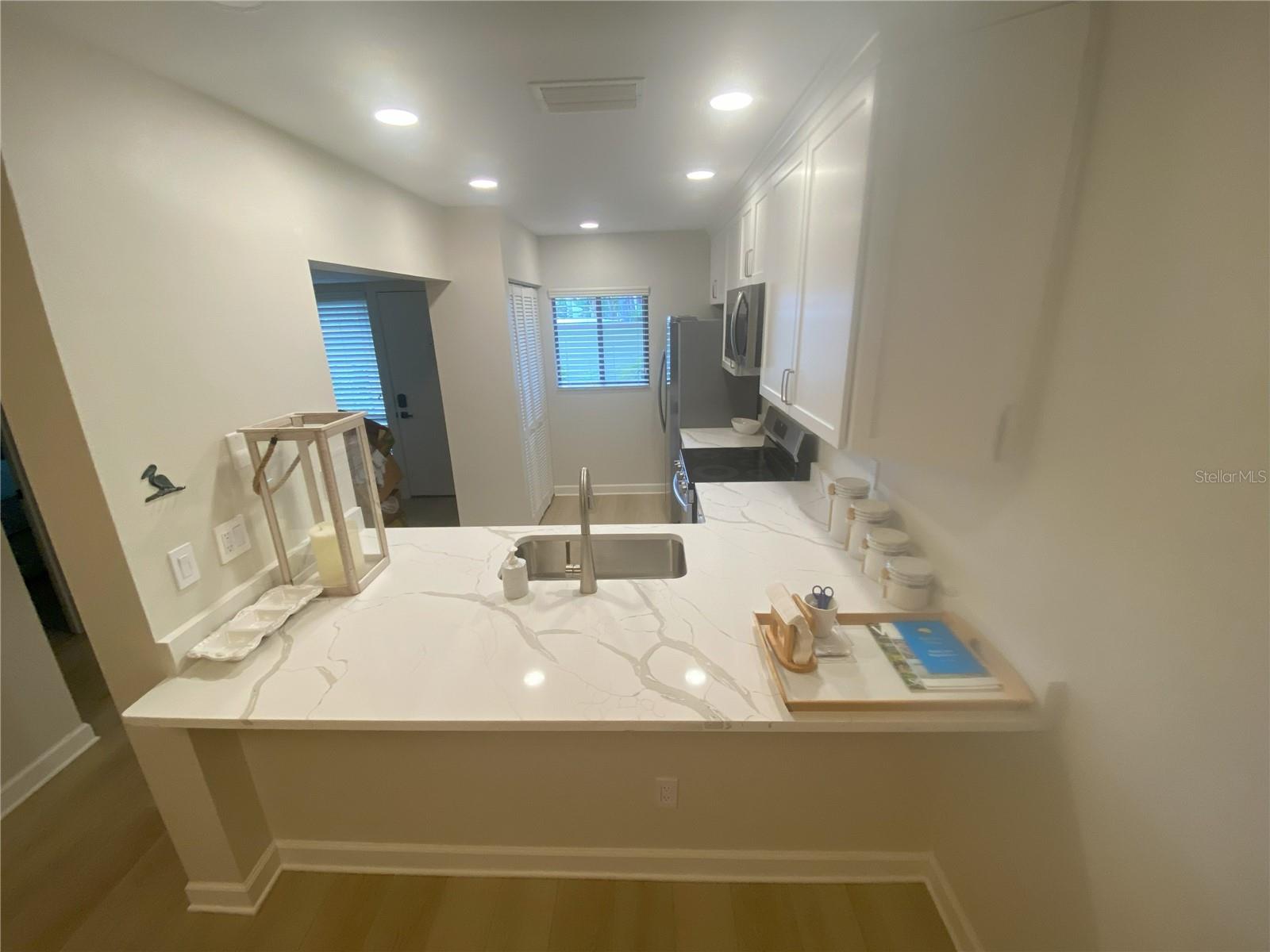 BIRD BAY II - Residential Lease
