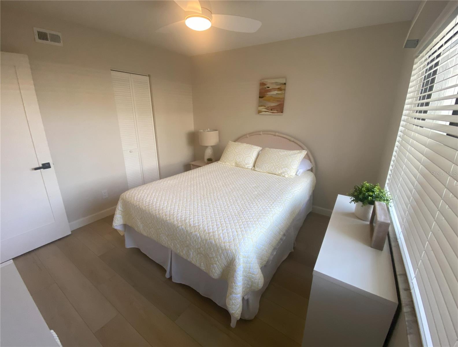 BIRD BAY II - Residential Lease