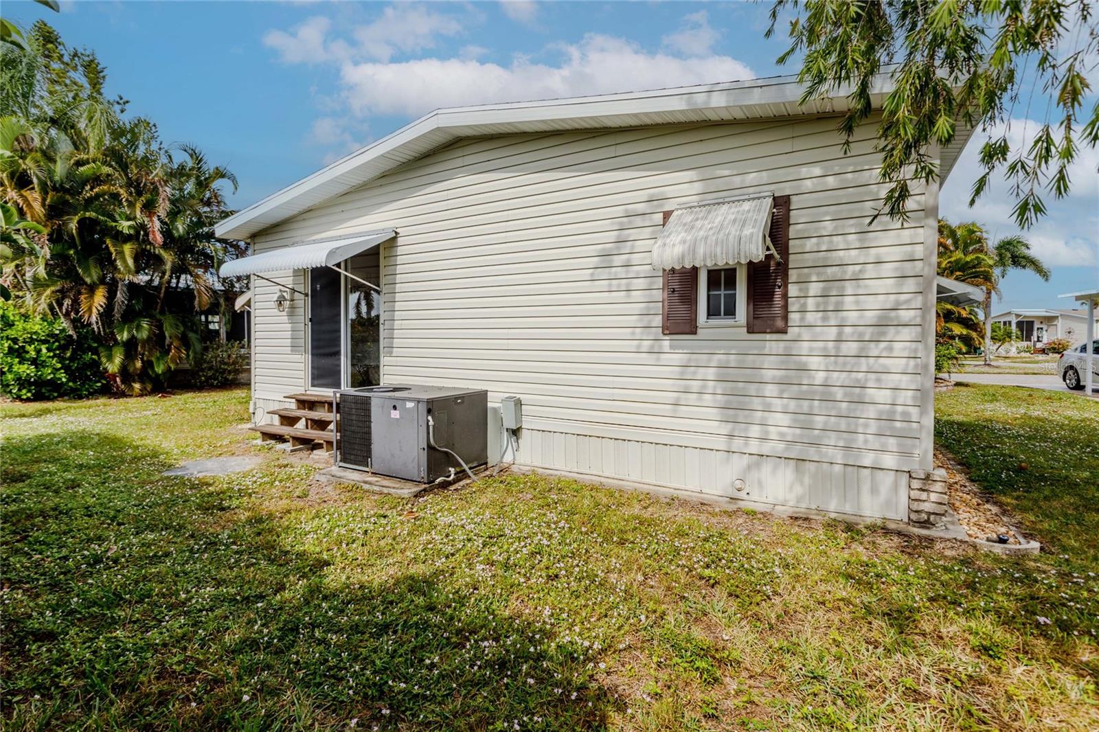 MAPLE LEAF ESTATES - Residential