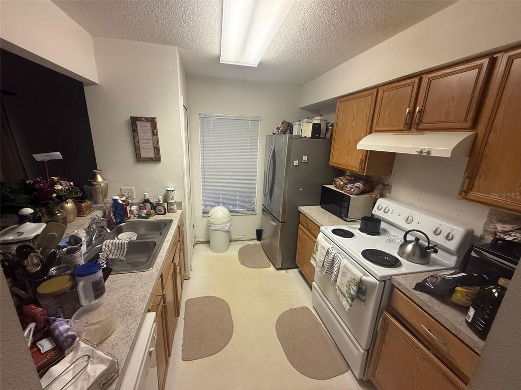 Photo of 7338 E Bank Drive, Tampa, FL 33617 (MLS # O6366249)