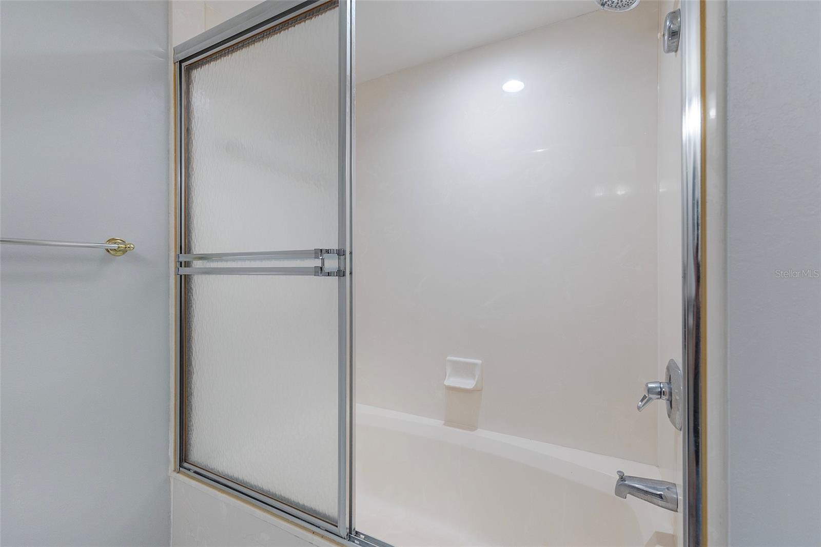 OCEANS 06 CONDO - Residential