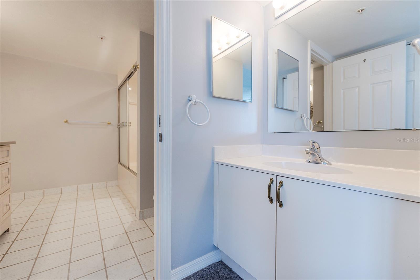 OCEANS 06 CONDO - Residential