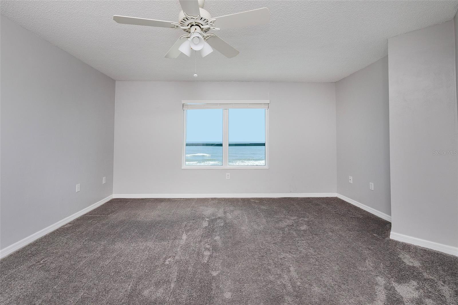 OCEANS 06 CONDO - Residential