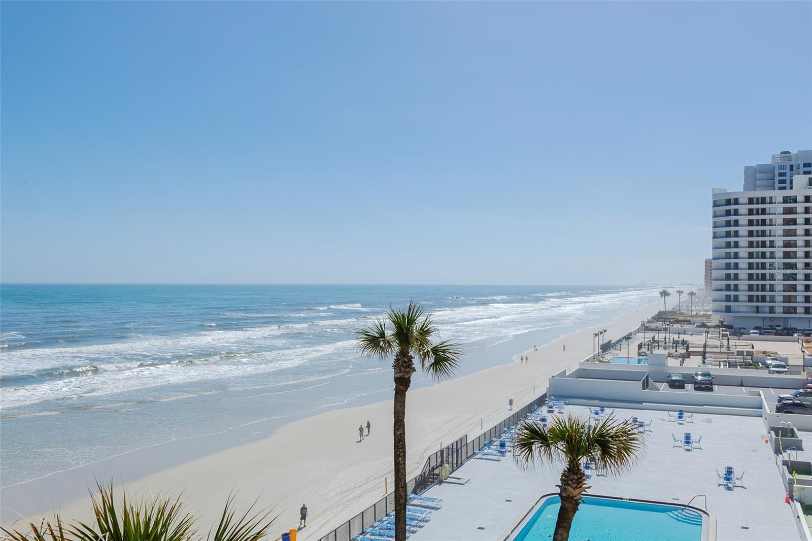 OCEANS 06 CONDO - Residential