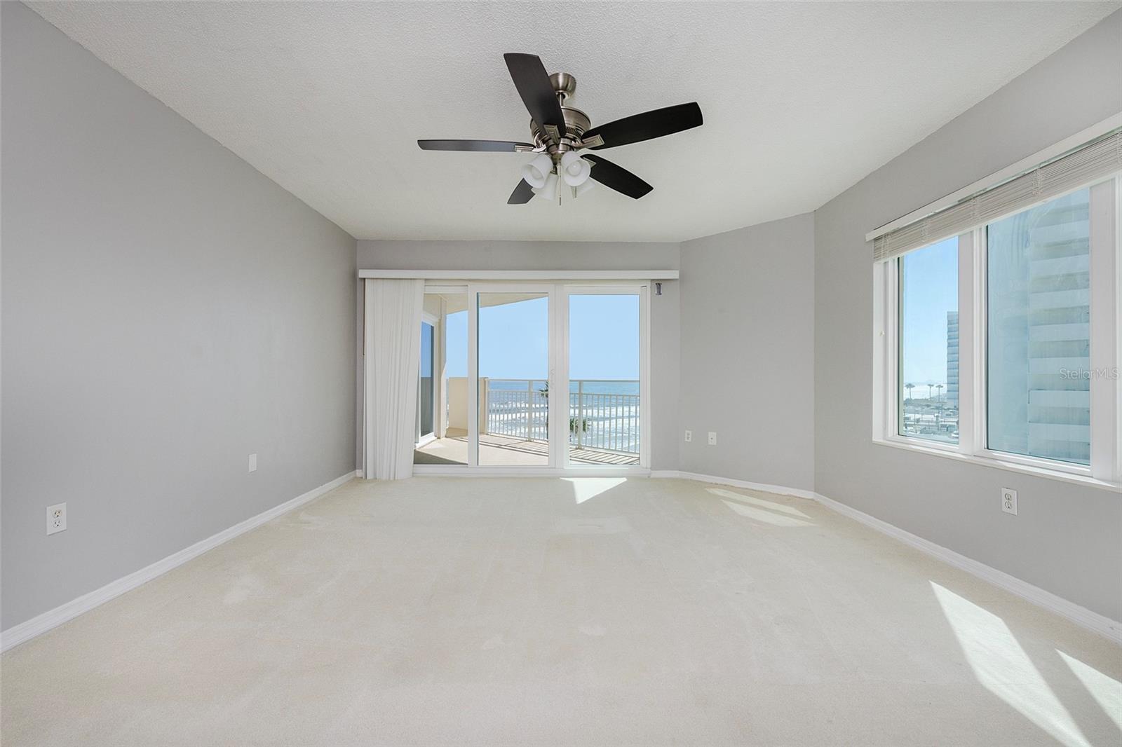 OCEANS 06 CONDO - Residential