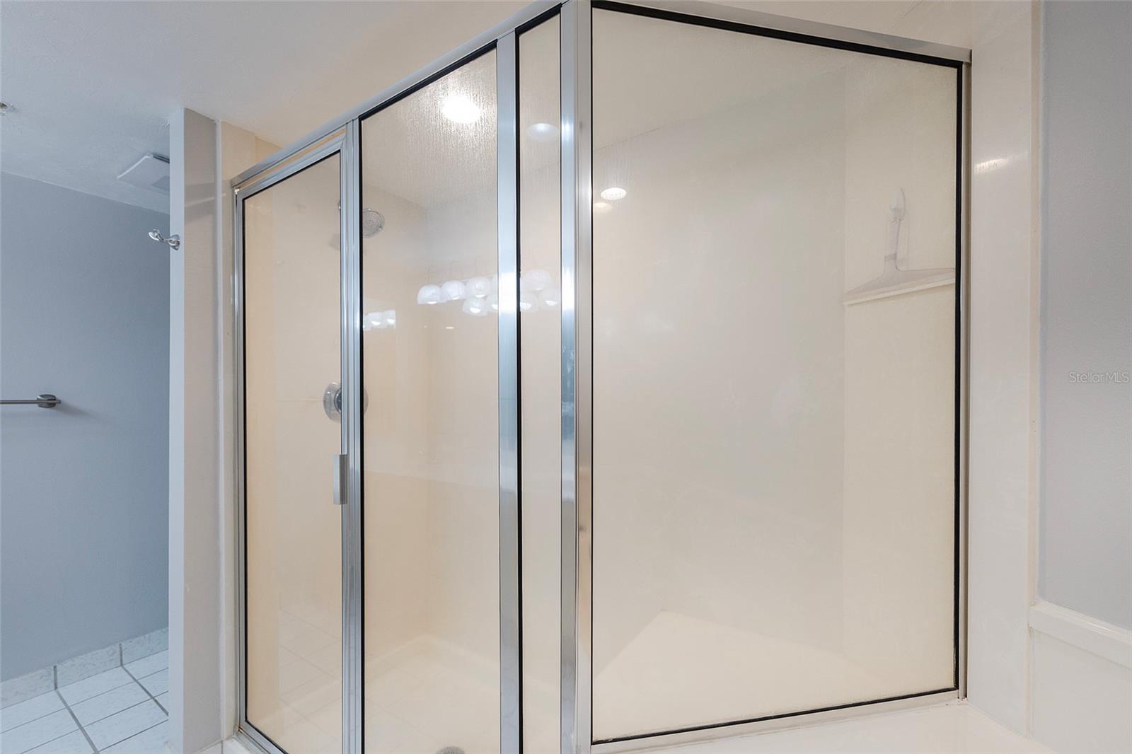 OCEANS 06 CONDO - Residential