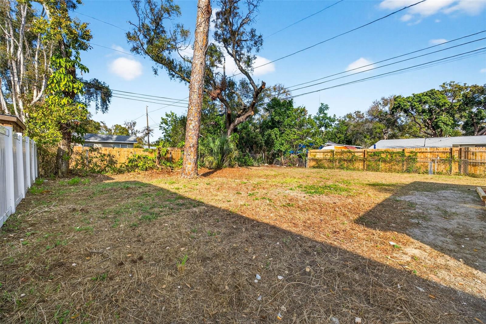 LELLMAN HEIGHTS 5TH SEC - Residential