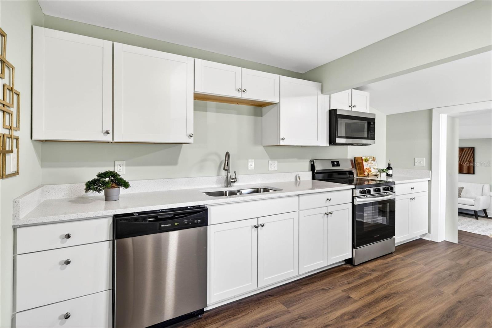 LELLMAN HEIGHTS 5TH SEC - Residential