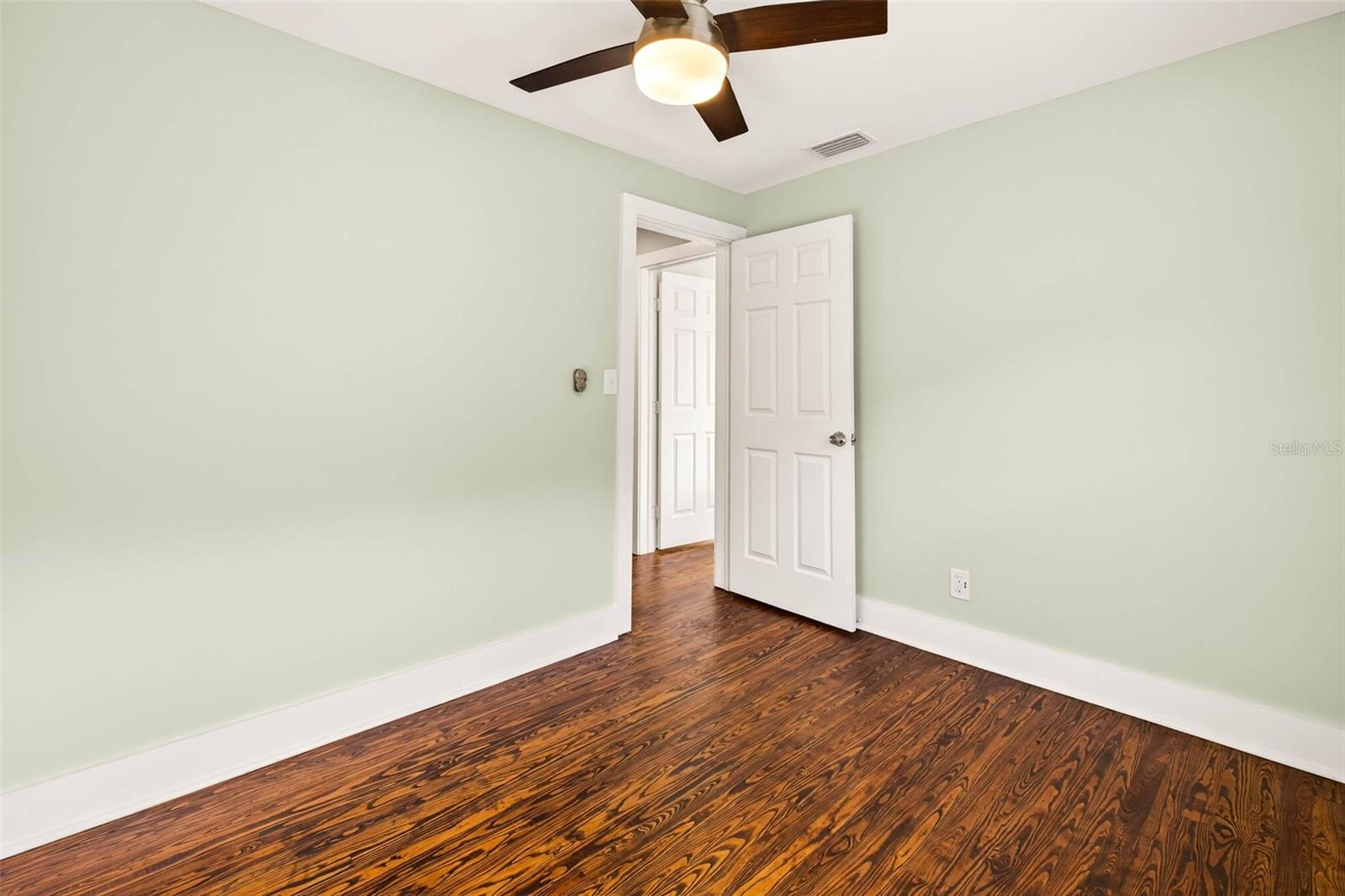 LELLMAN HEIGHTS 5TH SEC - Residential