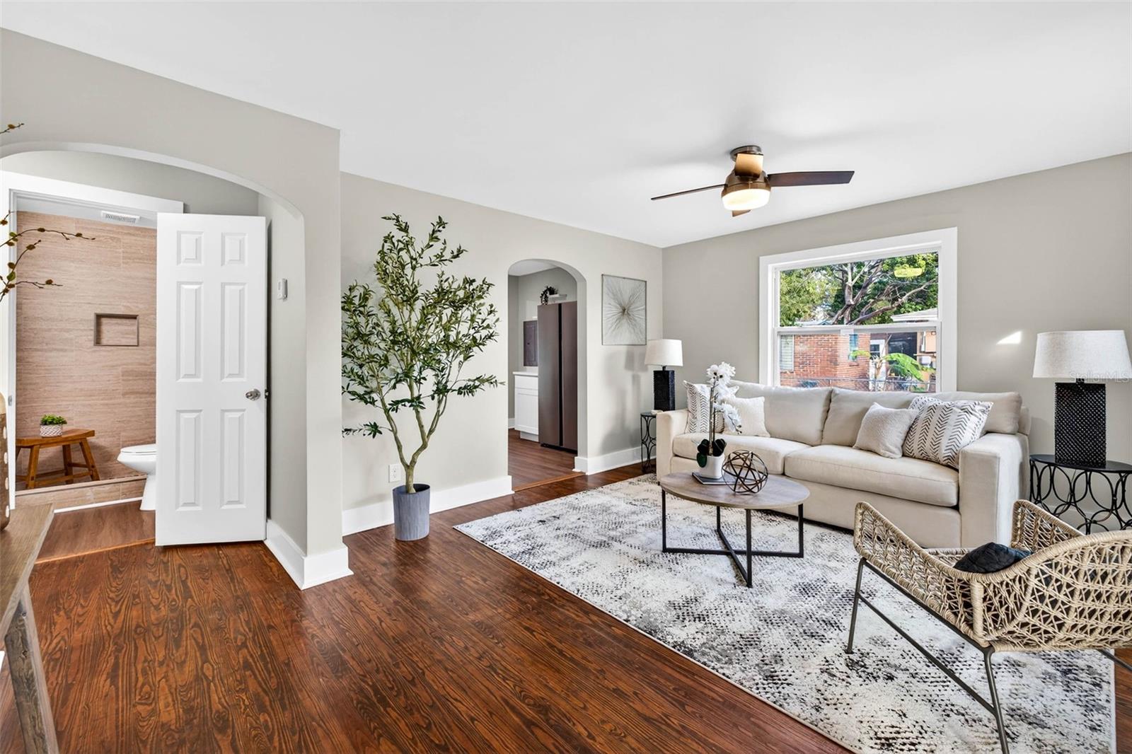 LELLMAN HEIGHTS 5TH SEC - Residential