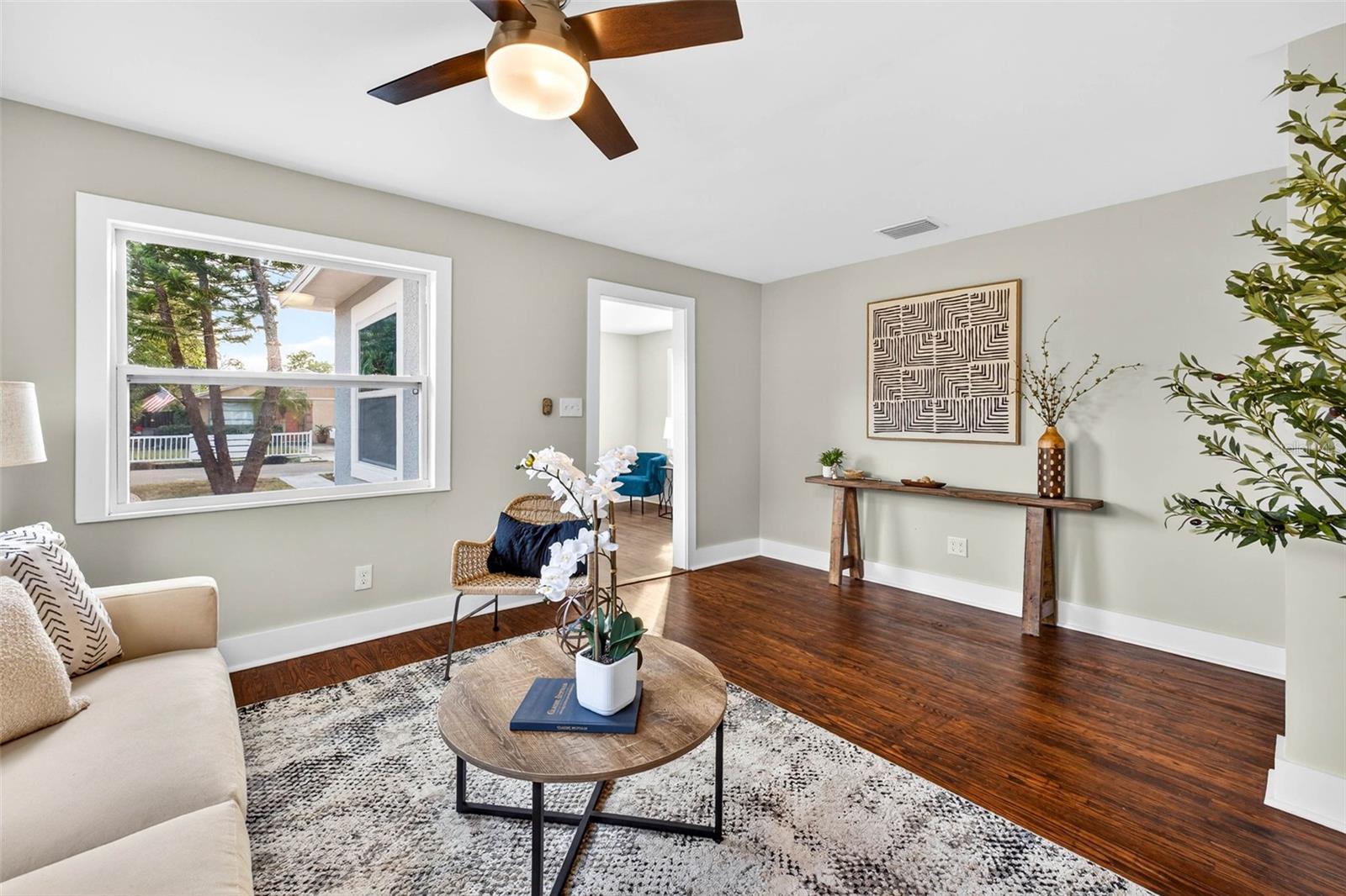 LELLMAN HEIGHTS 5TH SEC - Residential