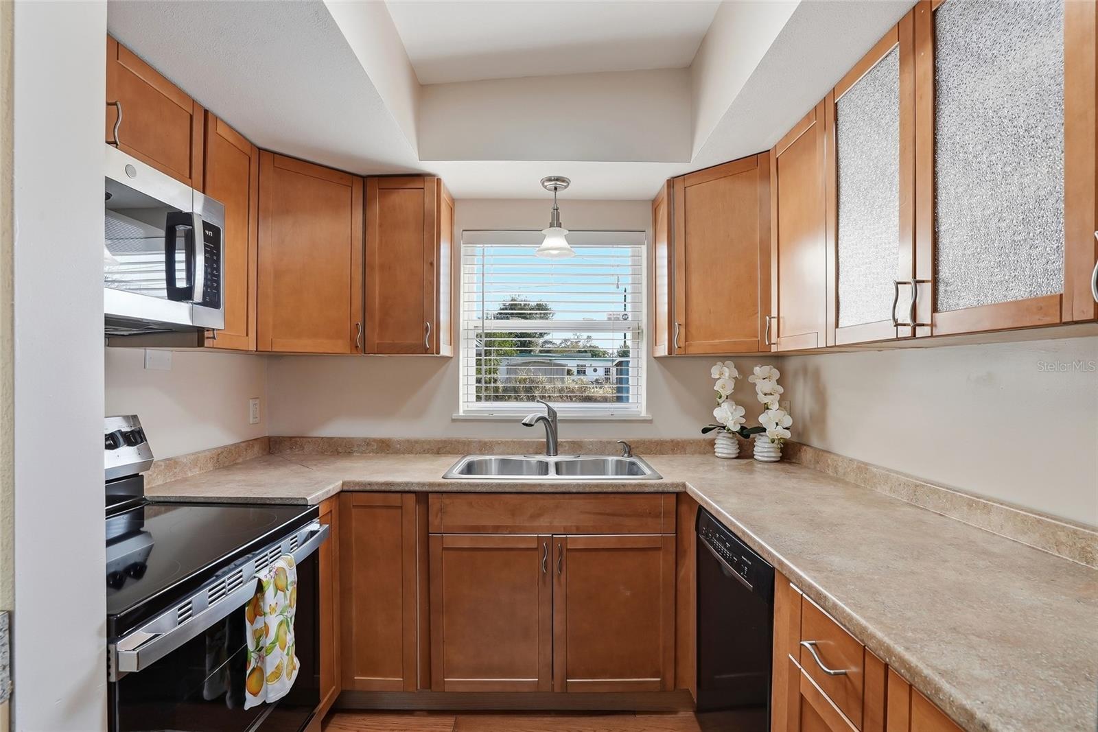 WHITES REP - Residential