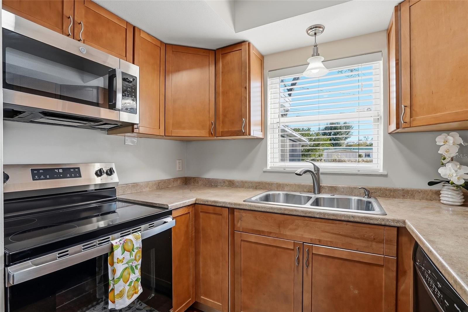 WHITES REP - Residential