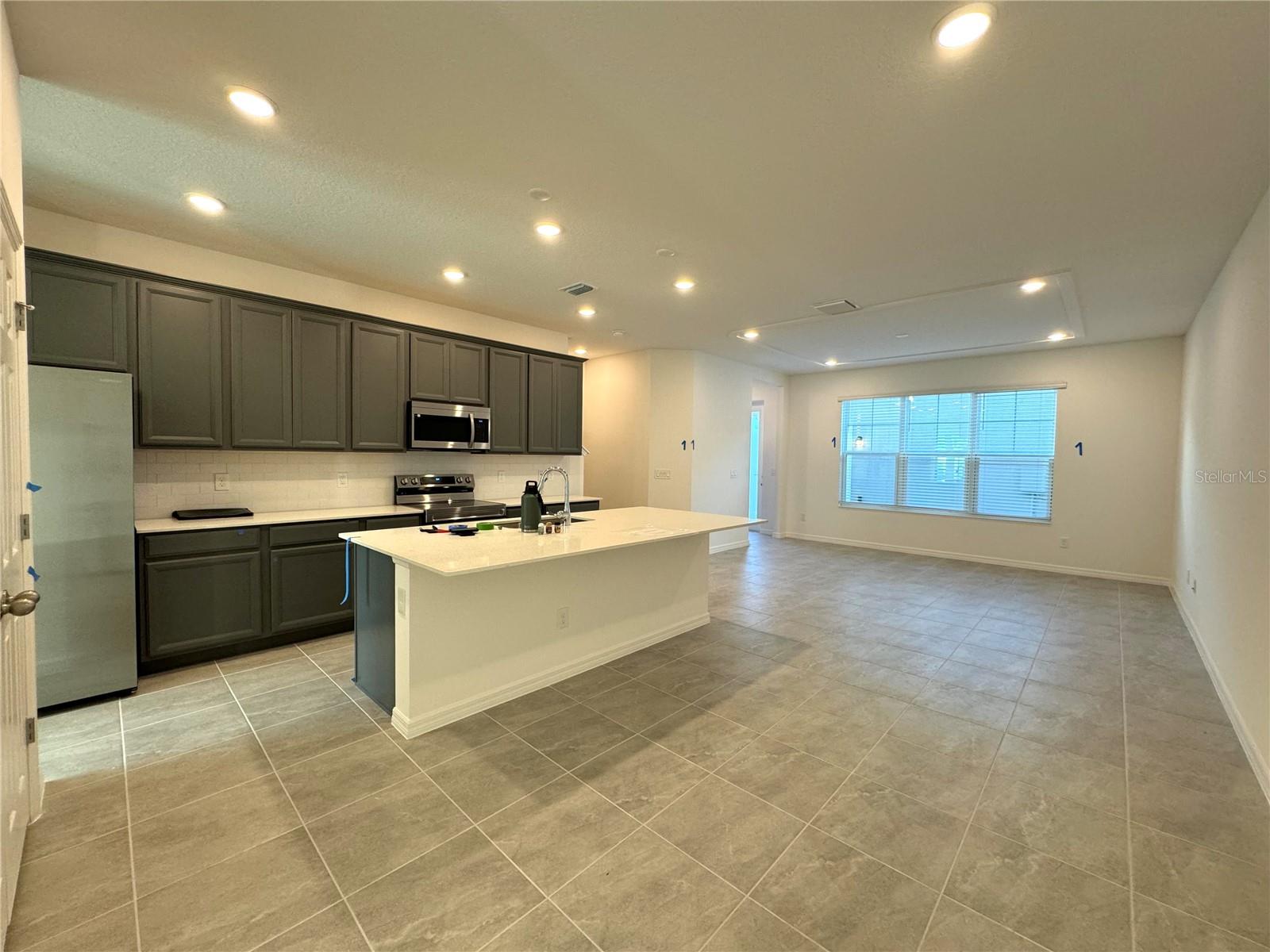 MEZZANO - Residential Lease