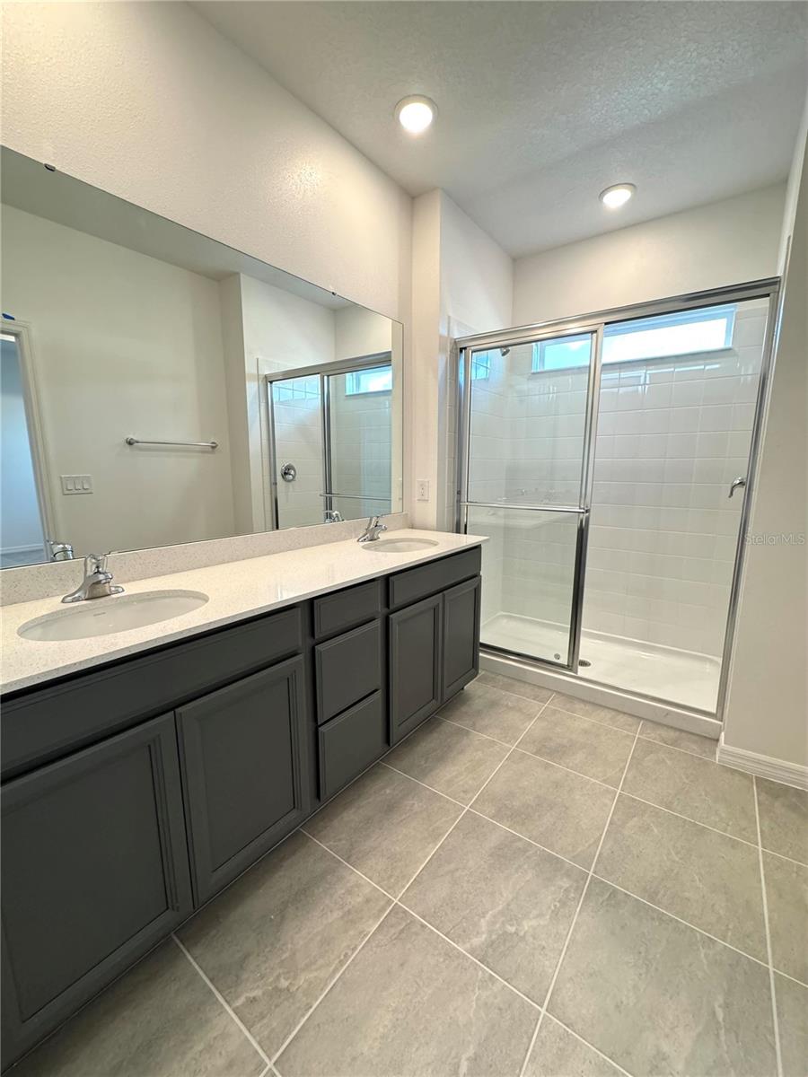 MEZZANO - Residential Lease