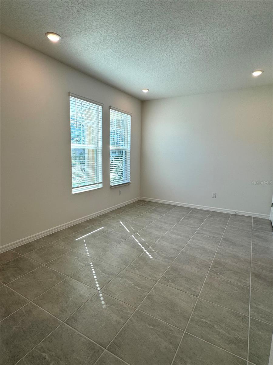 MEZZANO - Residential Lease