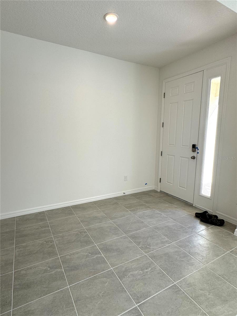 MEZZANO - Residential Lease