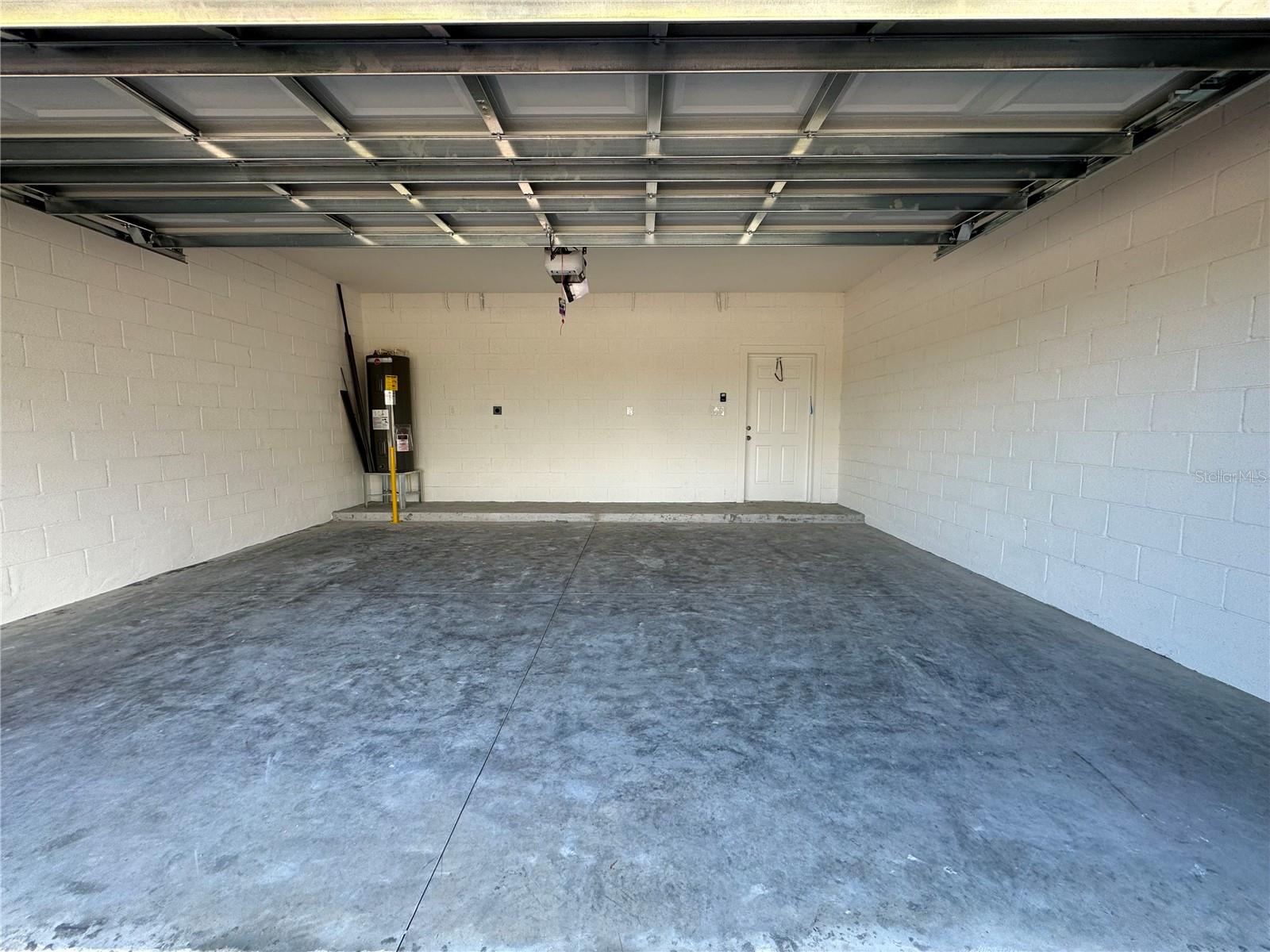 MEZZANO - Residential Lease