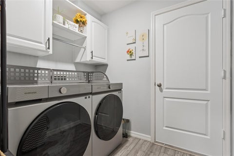 Tiny photo for 1063 Lake Arbor Court, Tavares, FL 32778 (MLS # O6437919)