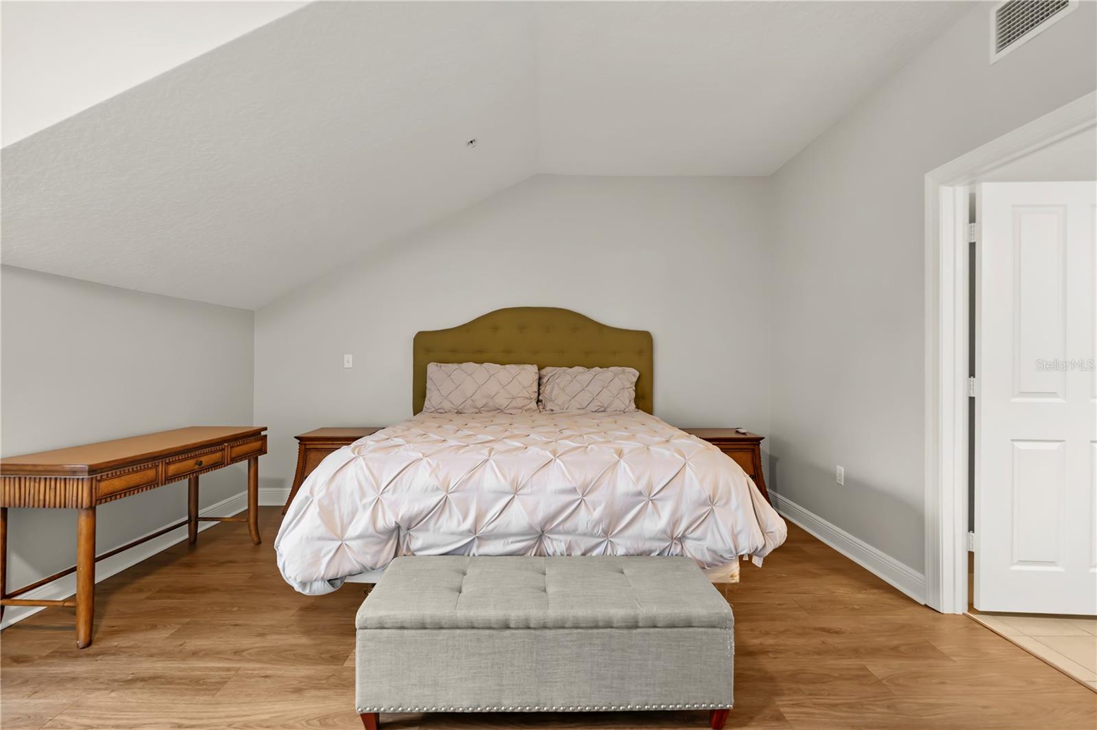 HERITAGE CROSSING CONDO PH 17 - Residential