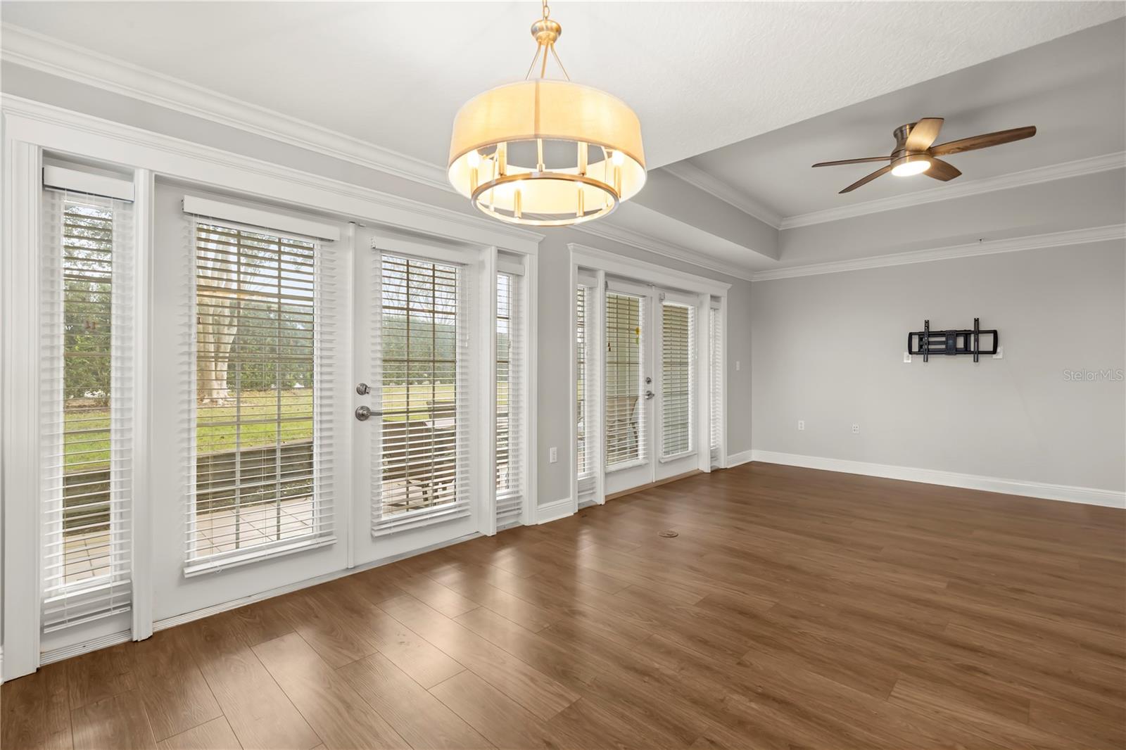 HERITAGE CROSSING CONDO PH 17 - Residential