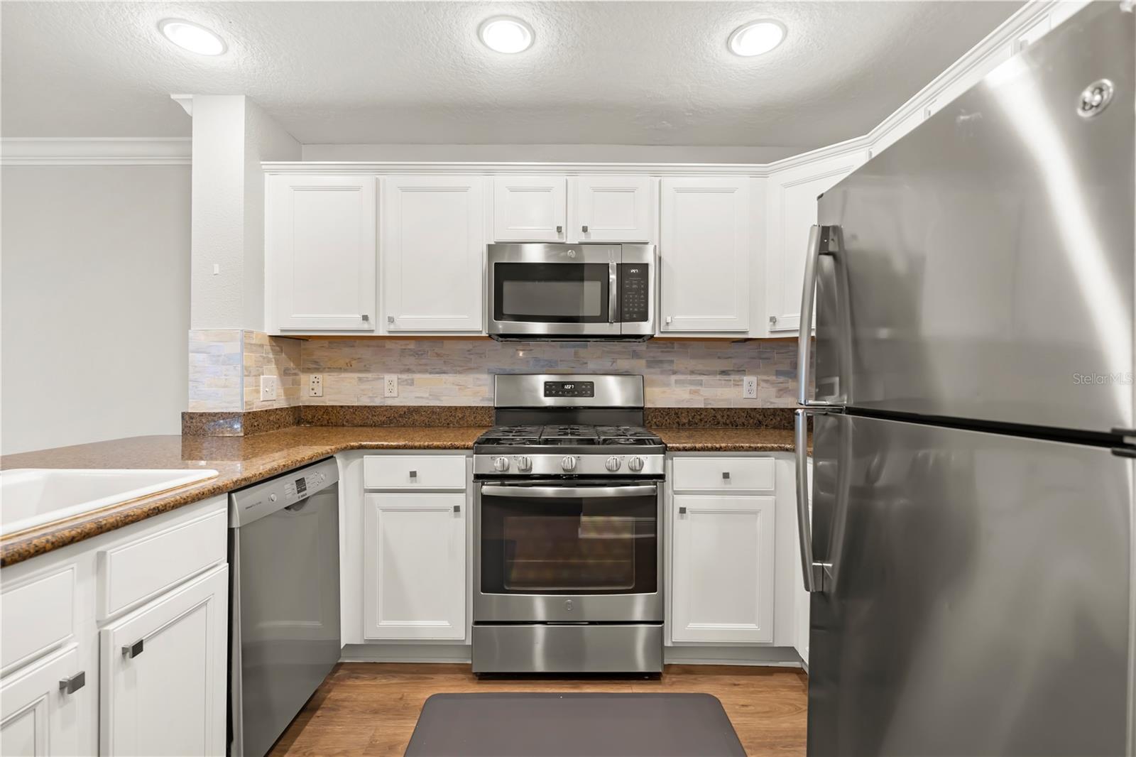 HERITAGE CROSSING CONDO PH 17 - Residential