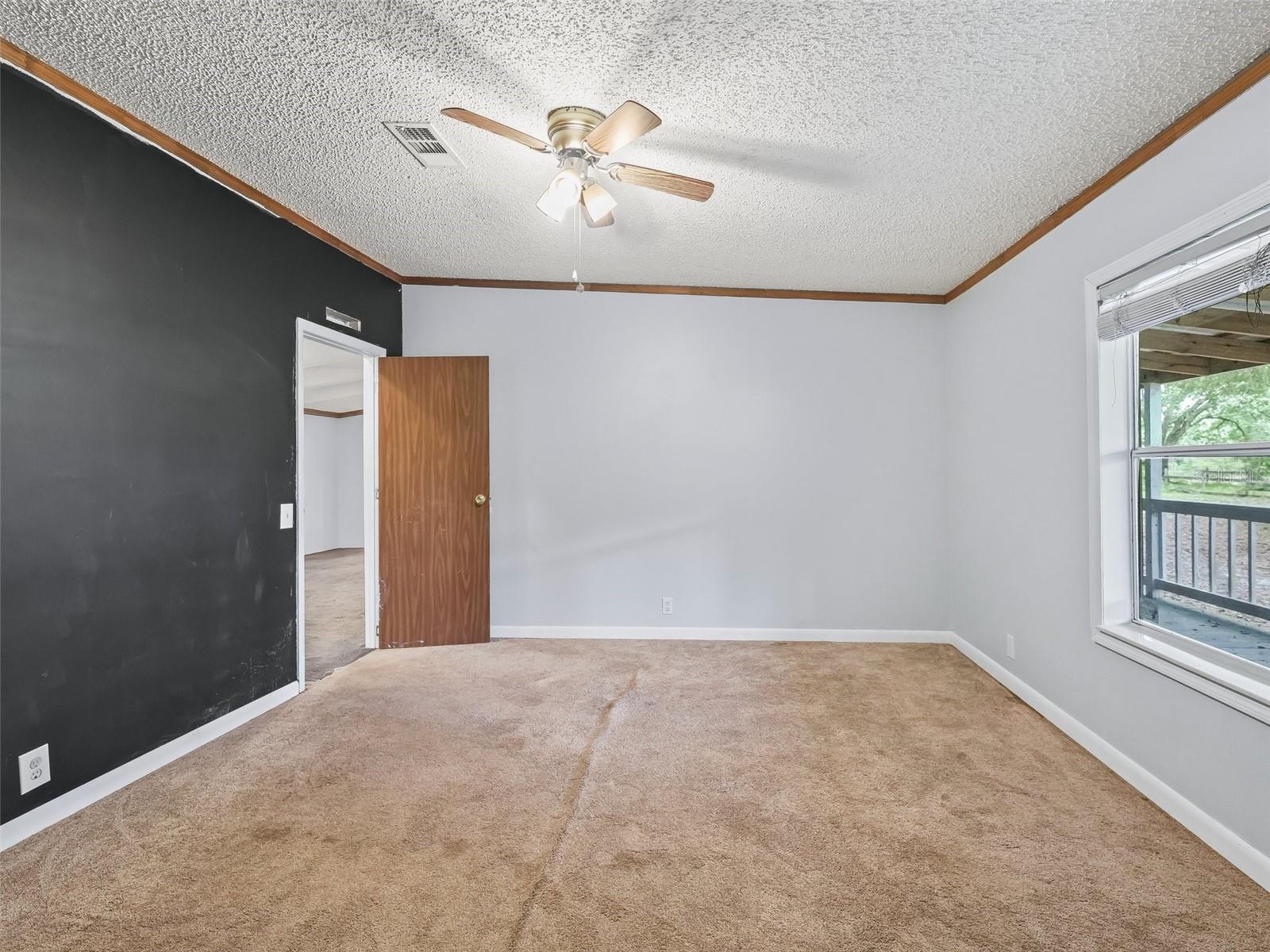 COUNTRYSIDE LAKES - Residential