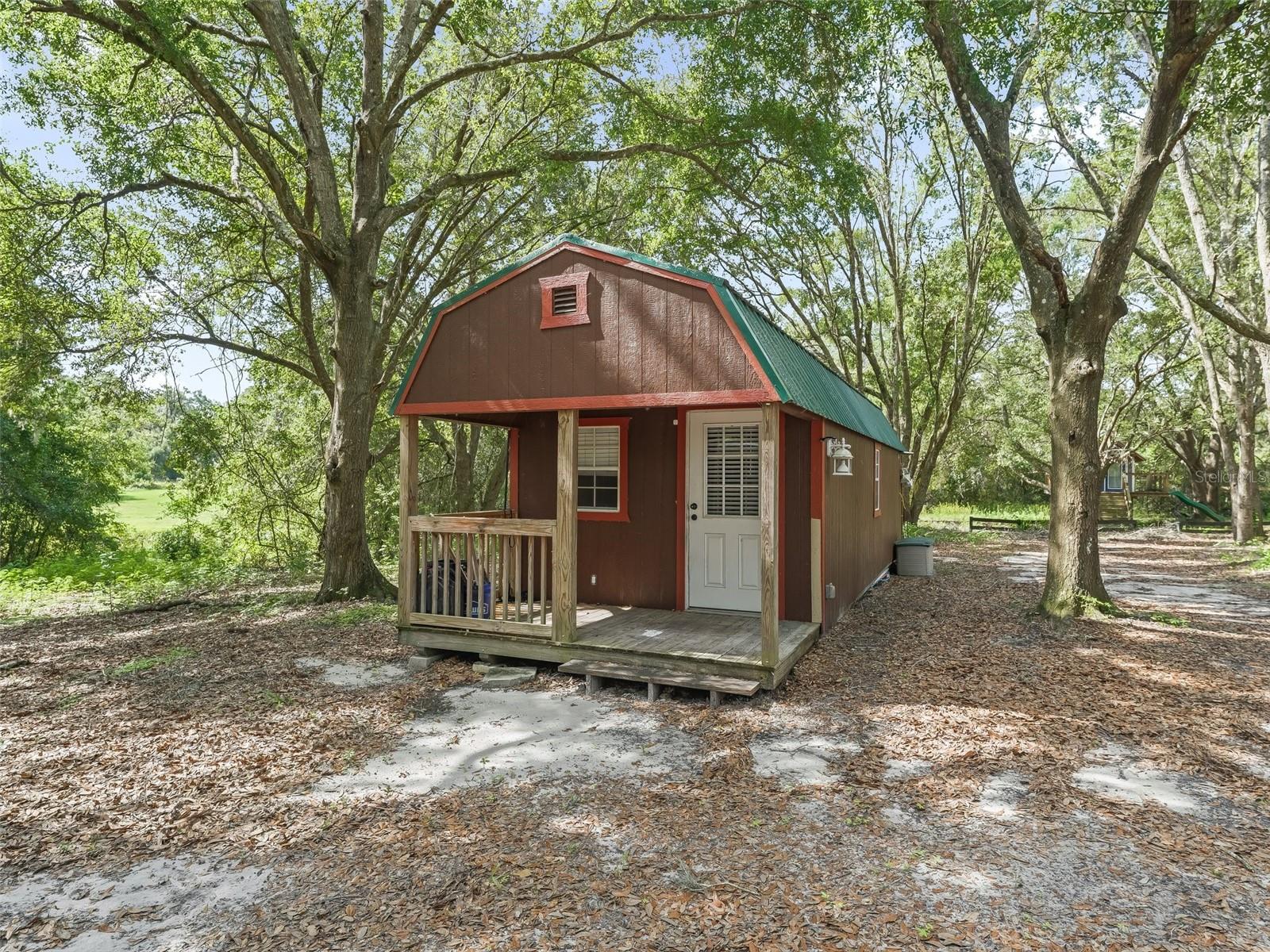 COUNTRYSIDE LAKES - Residential