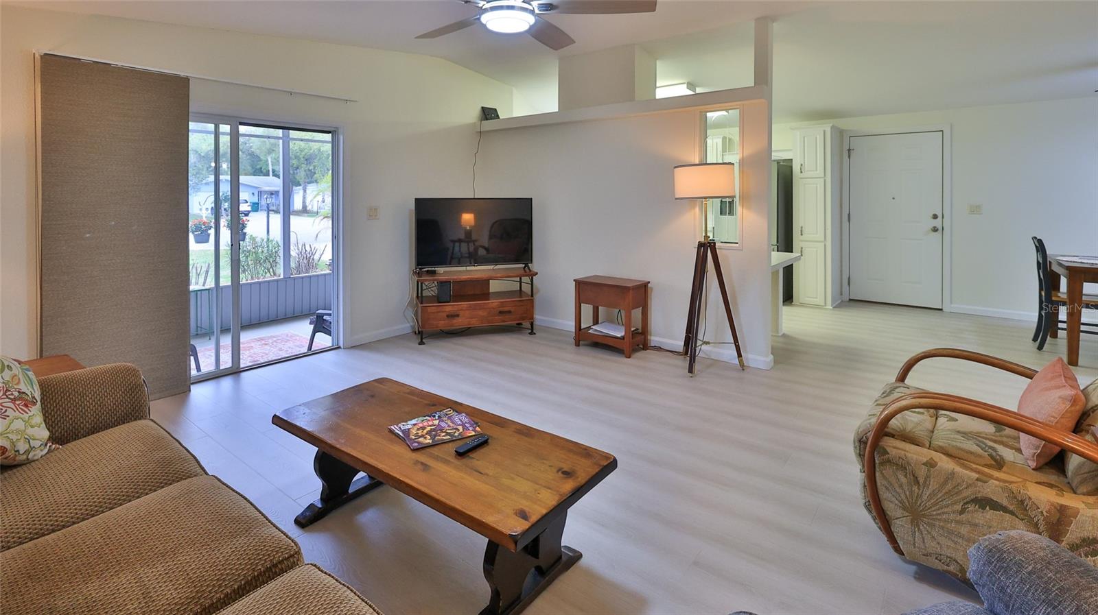 308 OYSTER REEF COURT