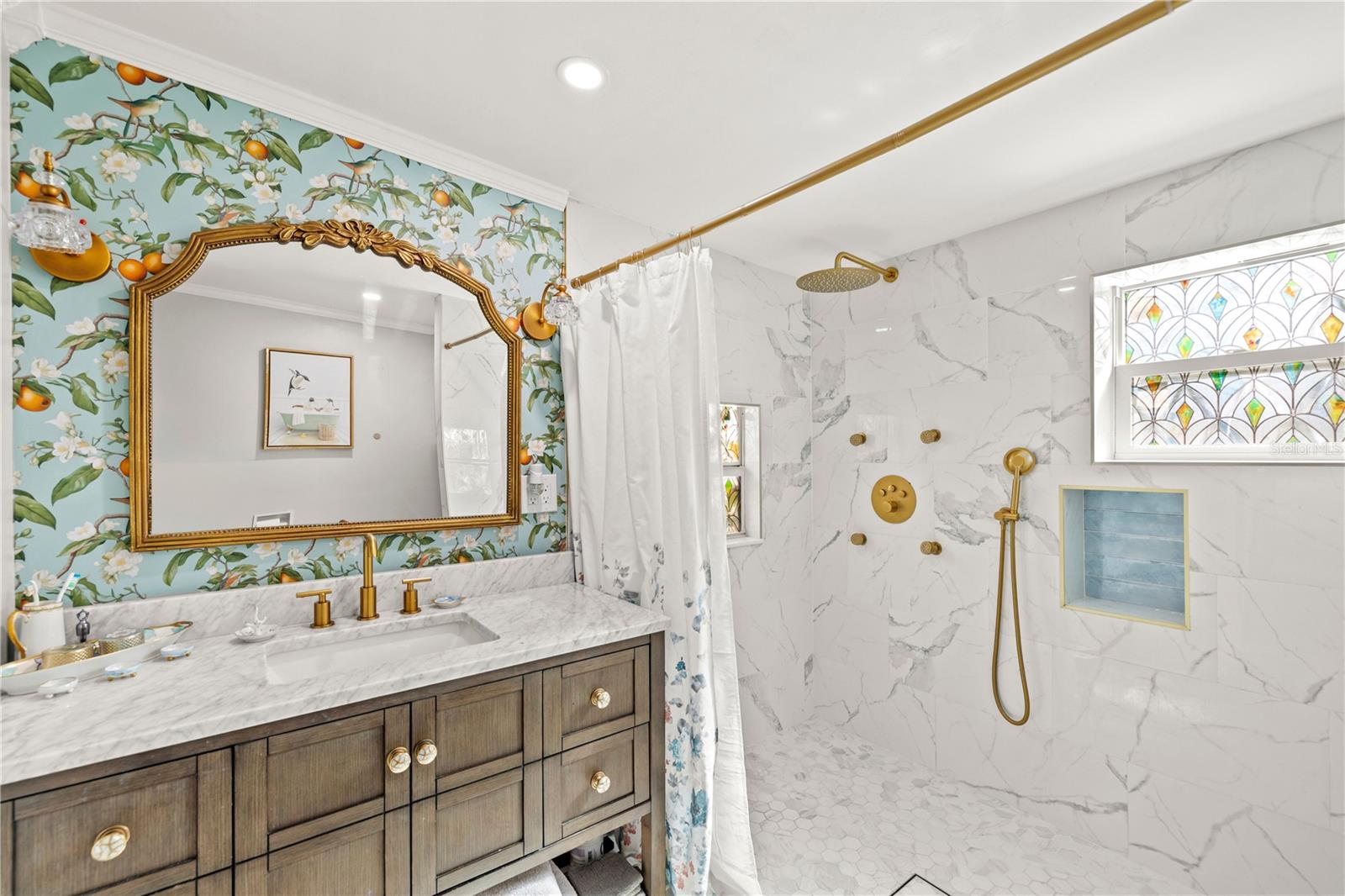 BON AIR - Residential