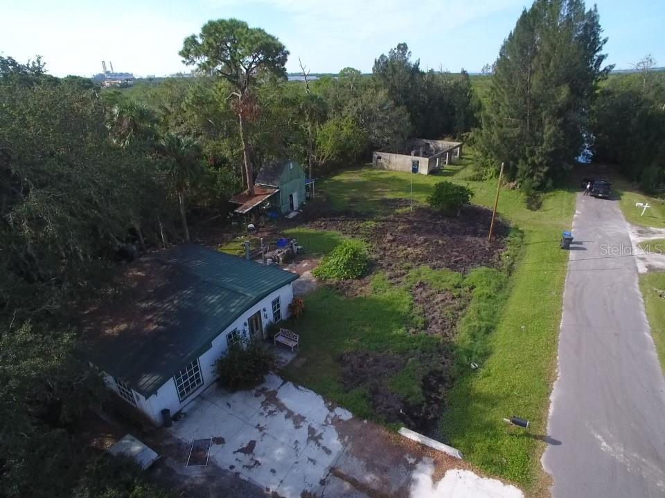 GIBSONS ARTESIAN LANDS SECTIO - Residential